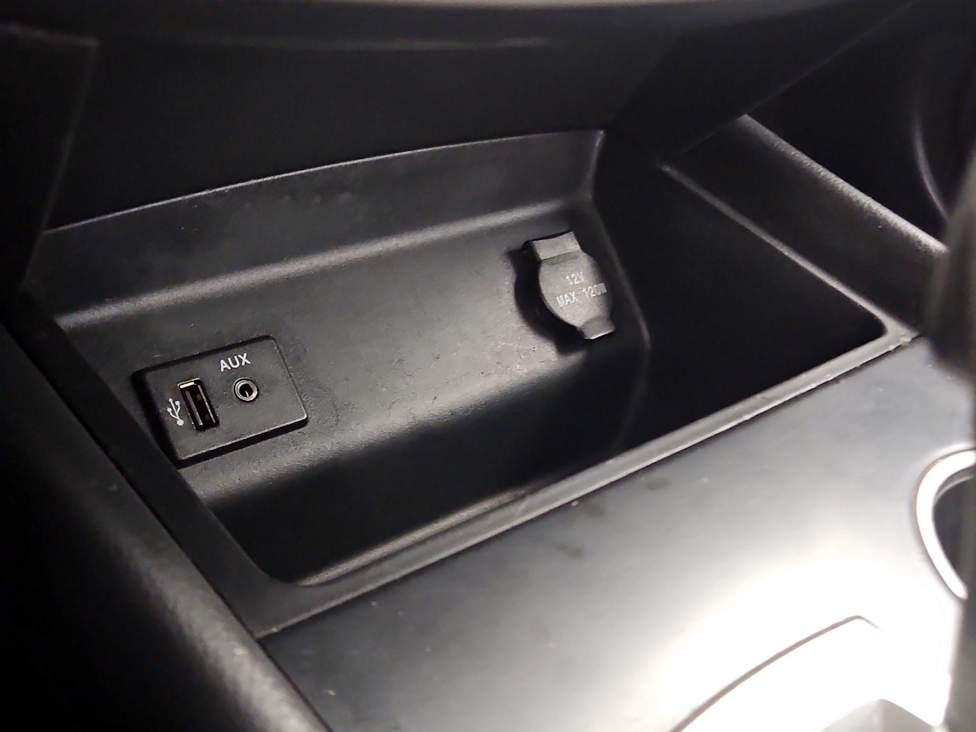 Thumbnail: 2016 Nissan Altima - 19
