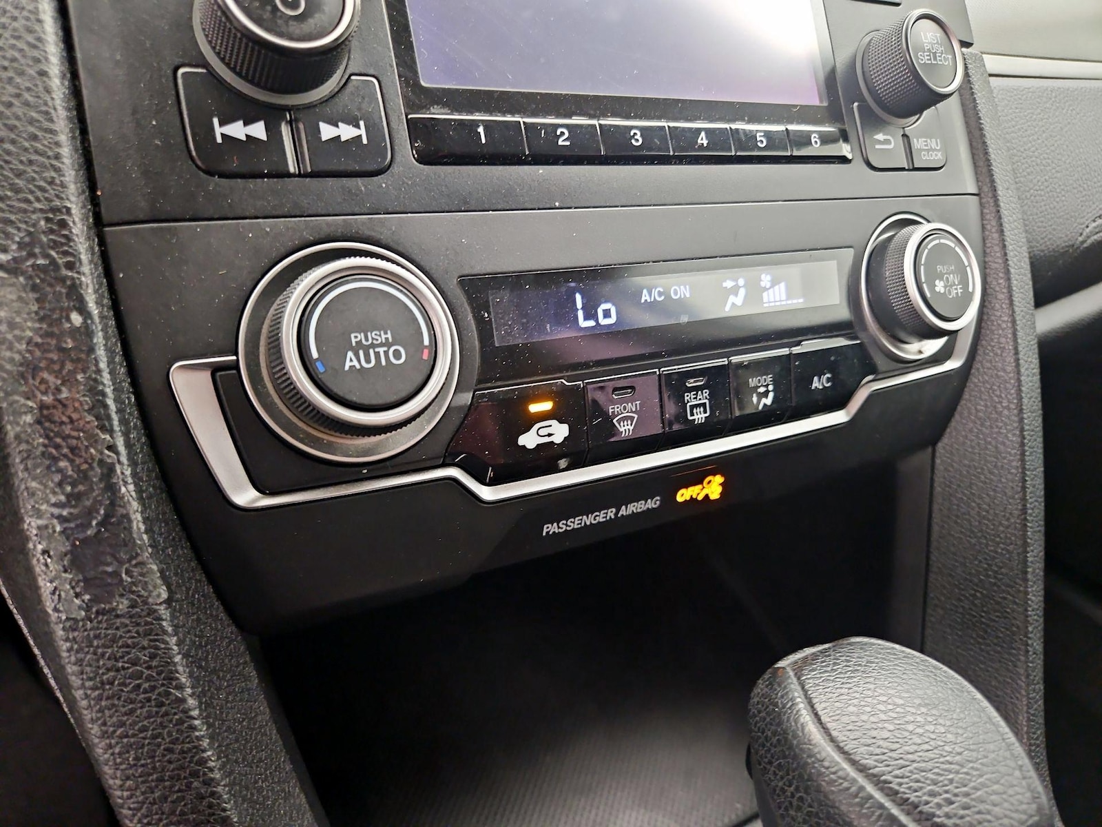 2017 Honda Civic LX - Photo 17