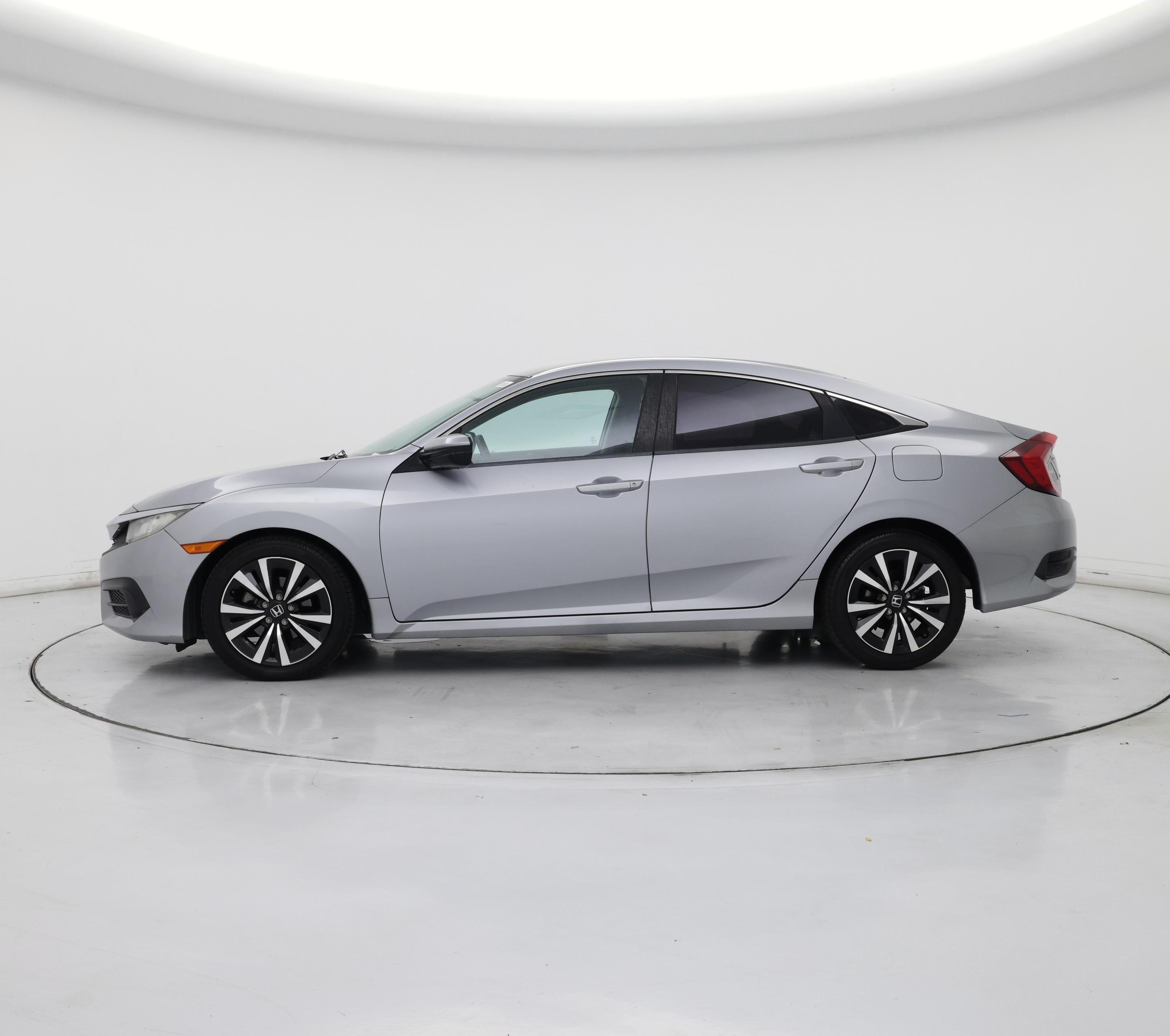 Thumbnail: 2017 Honda Civic - 3