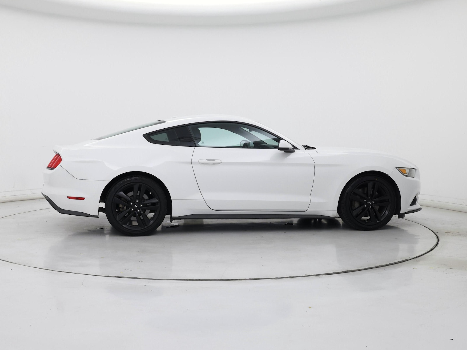 2015 Ford Mustang EcoBoost - Photo 8