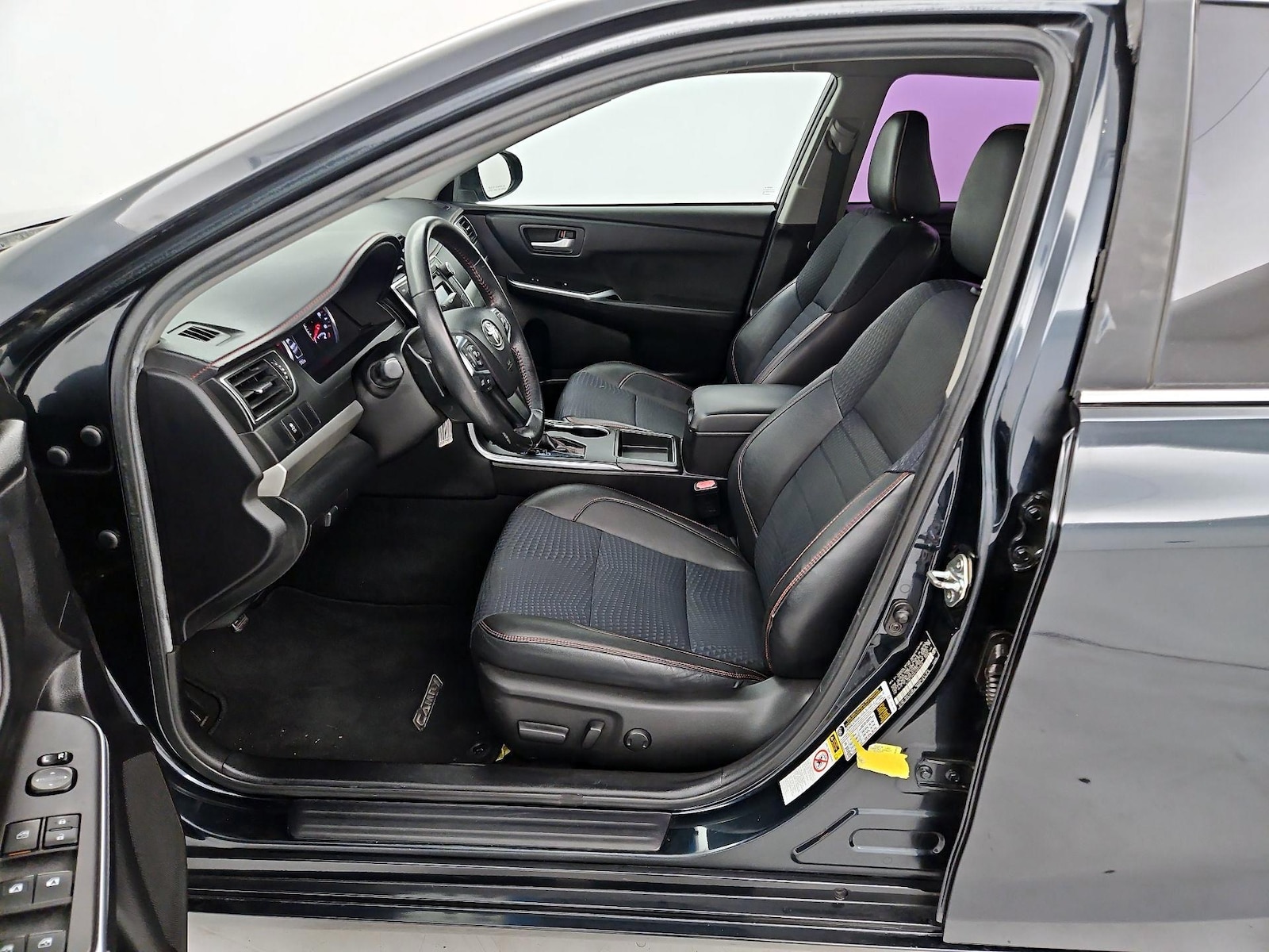 Power Seat(s) & Side Airbags