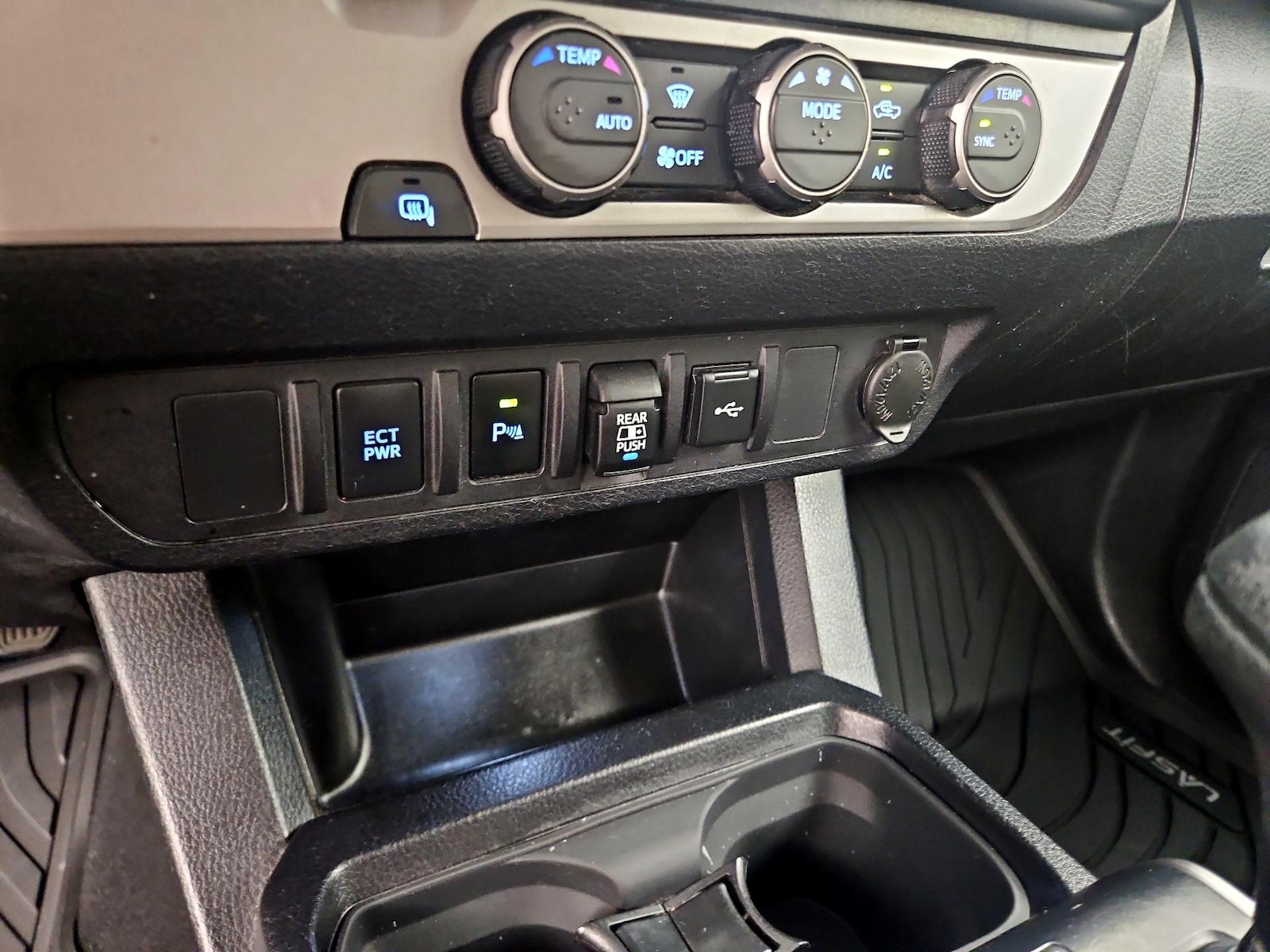 2022 Toyota Tacoma SR5 - Photo 20