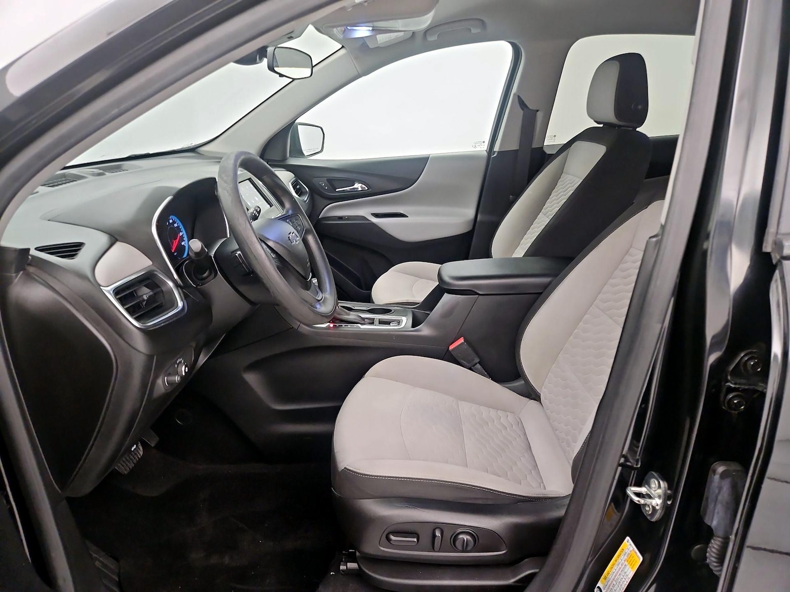 Power Seat(s) & Side Airbags