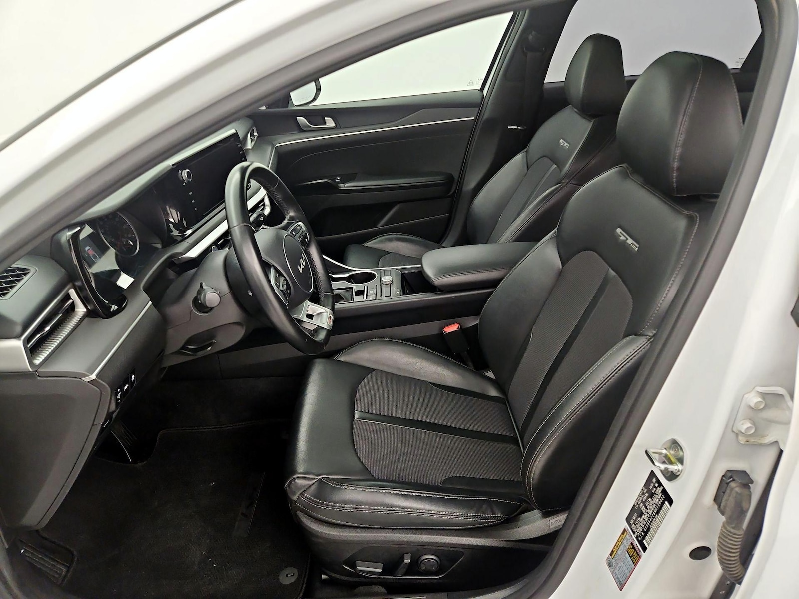 Power Seat(s) & Side Airbags
