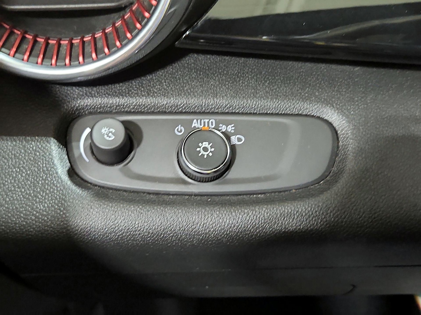 2024 Chevrolet Trax RS - Photo 14