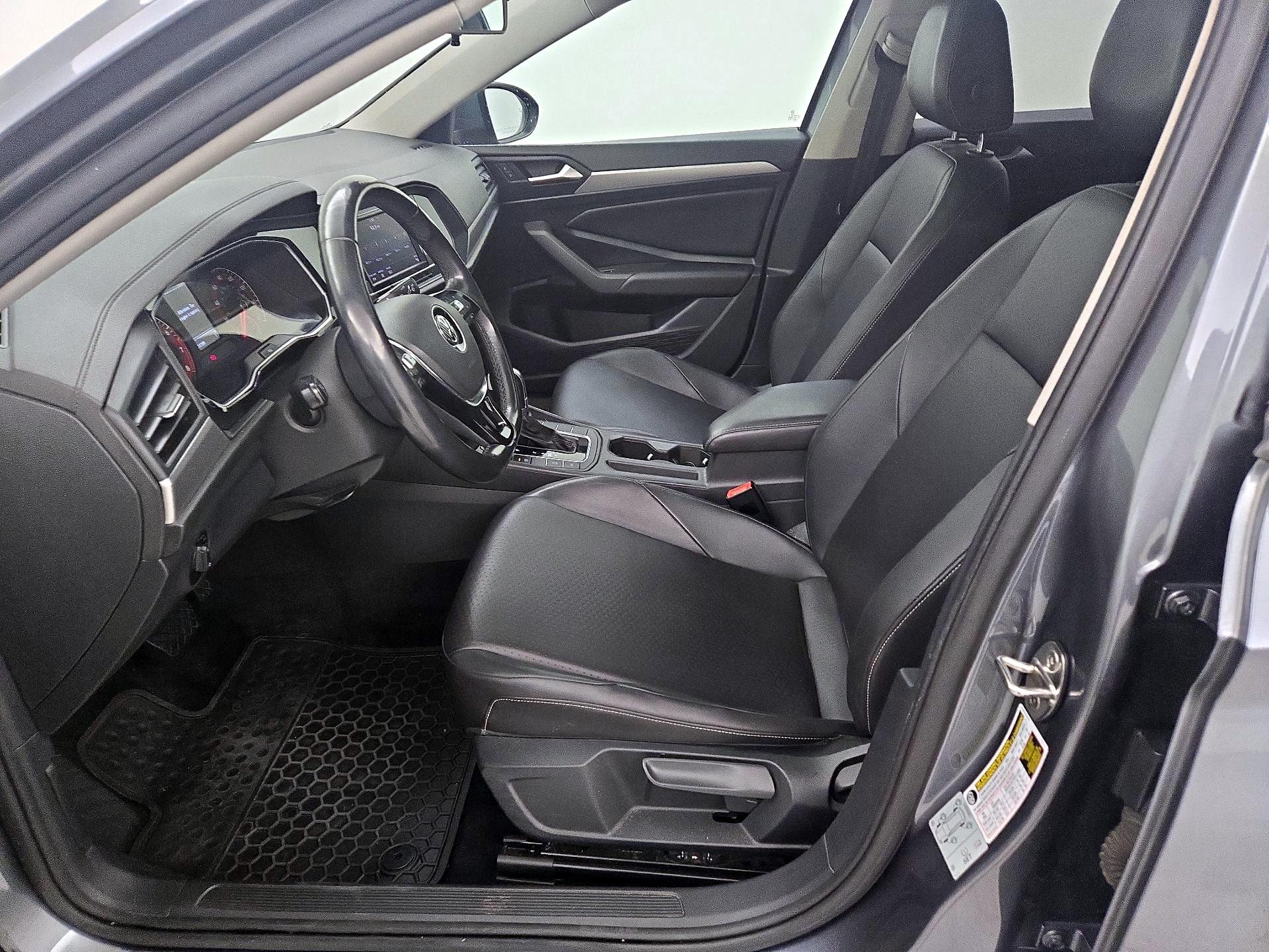Thumbnail: 2019 Volkswagen Jetta - 11