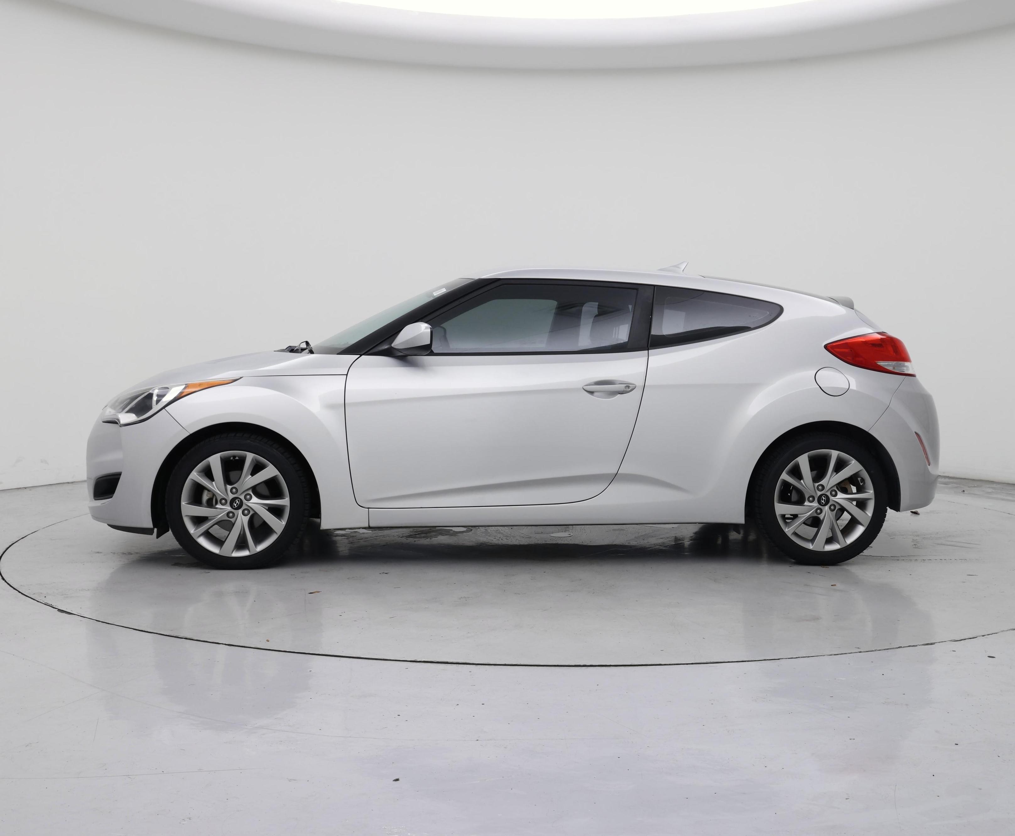 Thumbnail: 2016 Hyundai Veloster - 3