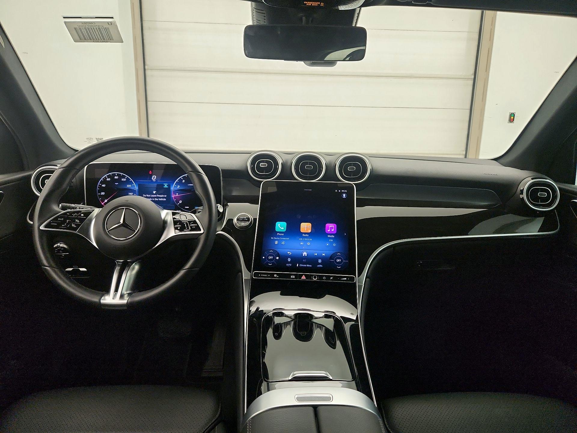 Thumbnail: 2025 Mercedes-Benz GLC - 9