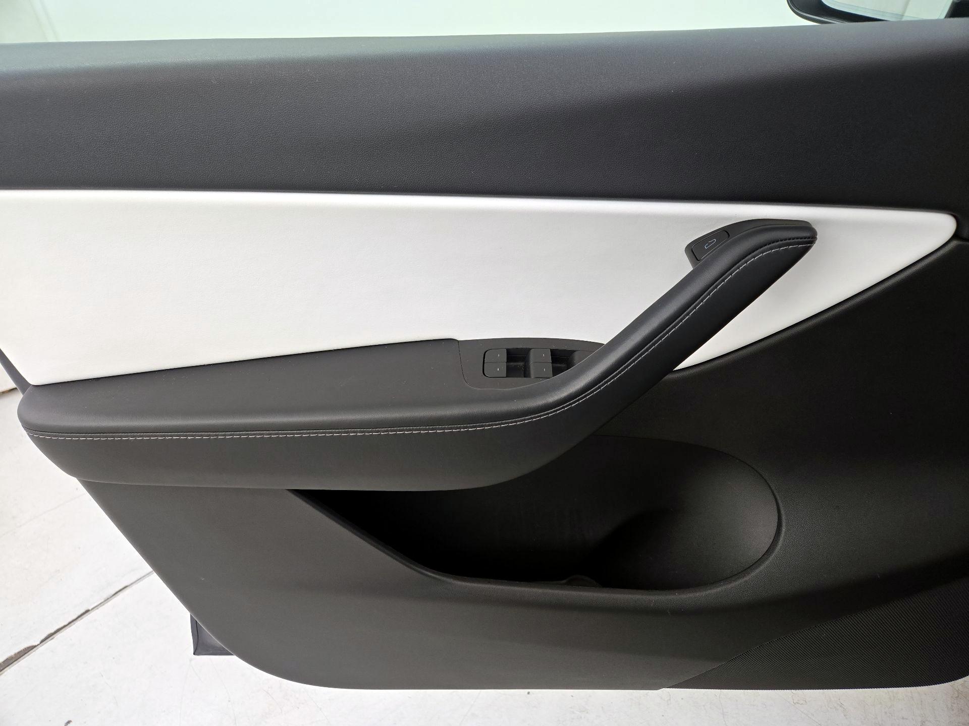 Thumbnail: 2021 Tesla Model Y - 12