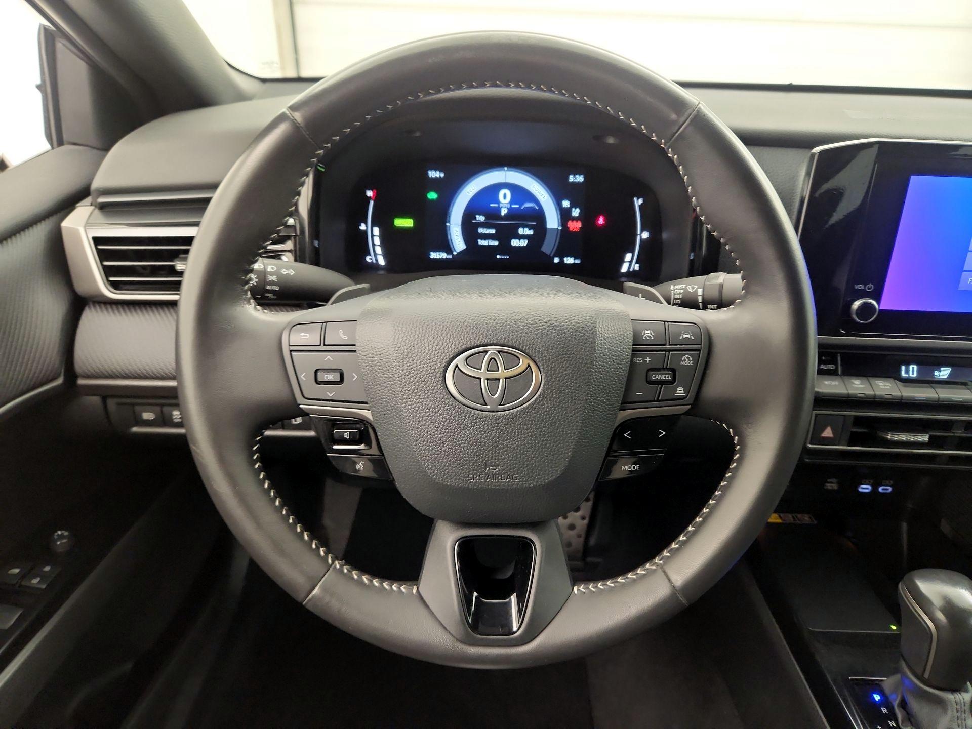 Thumbnail: 2025 Toyota Camry - 10