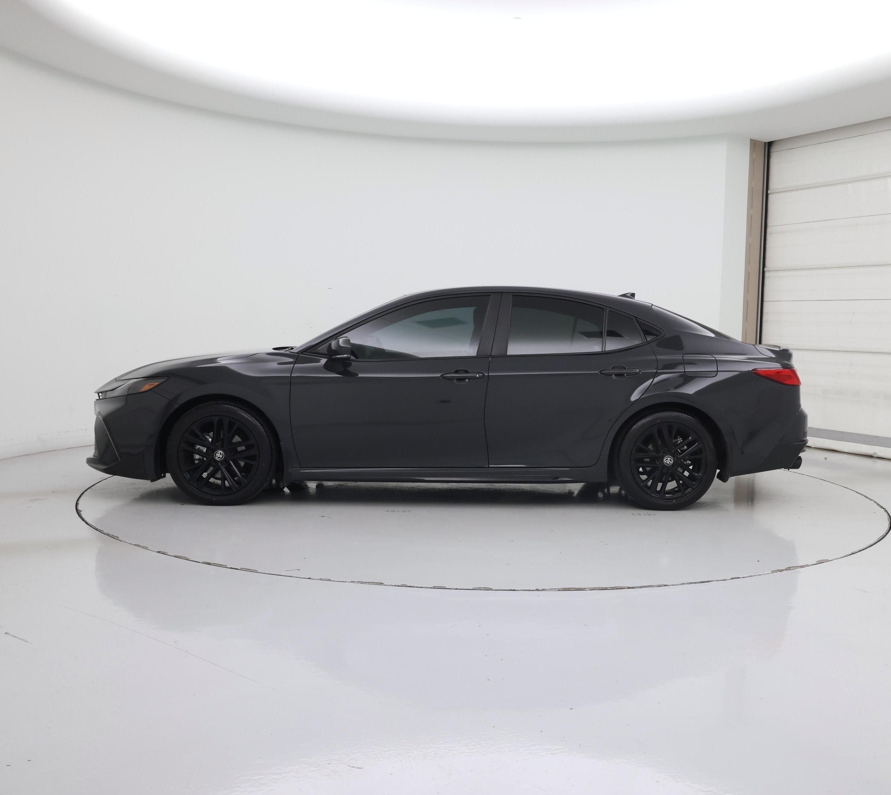 Thumbnail: 2025 Toyota Camry - 3