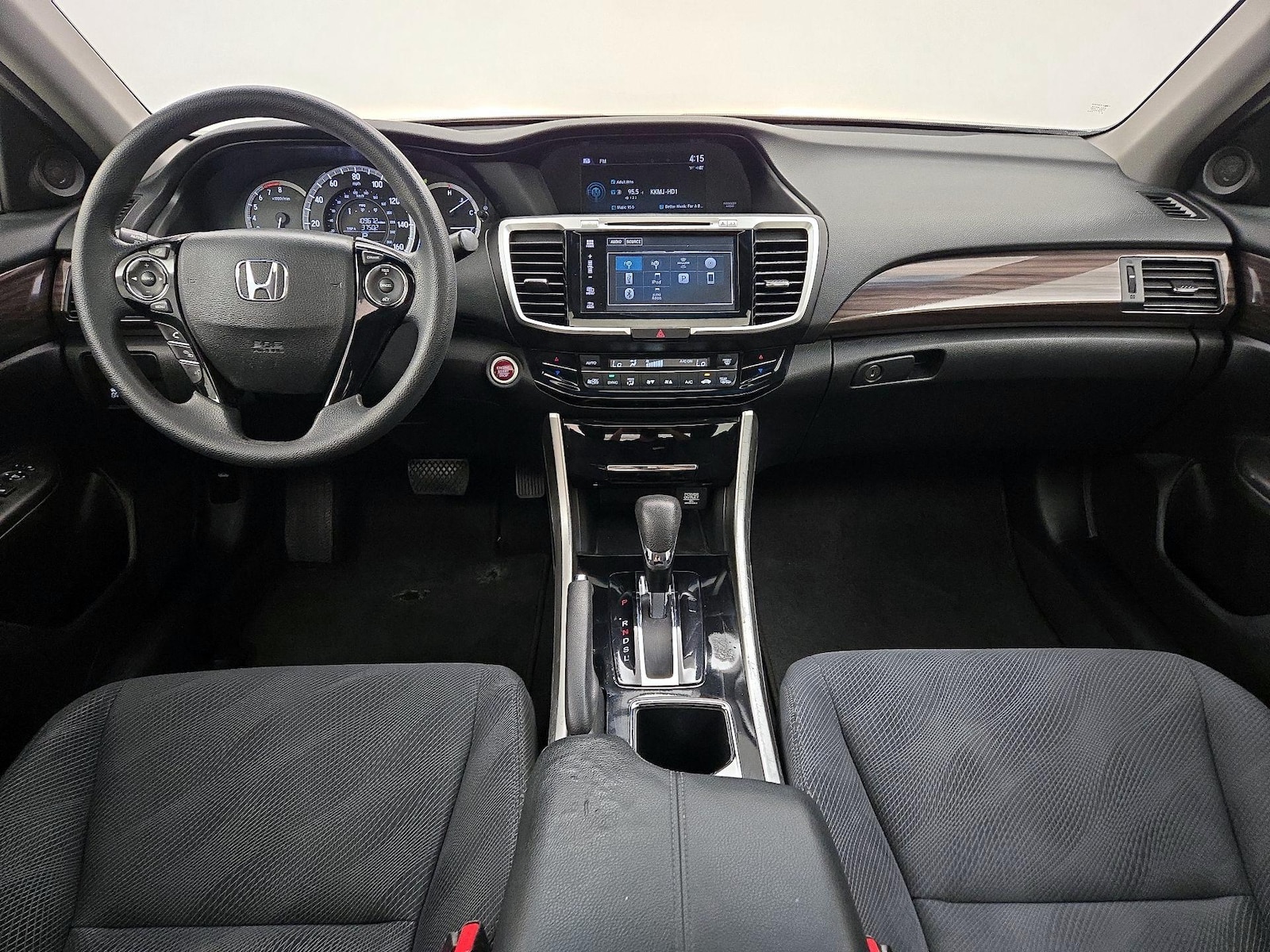 2017 Honda Accord EX - Photo 10