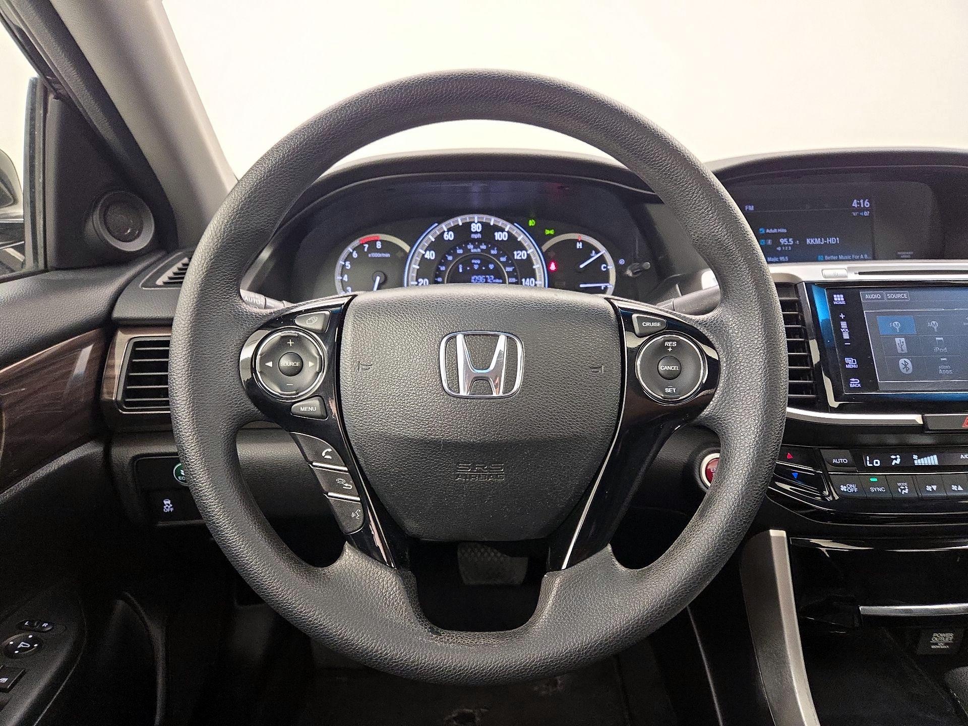 Thumbnail: 2017 Honda Accord - 10