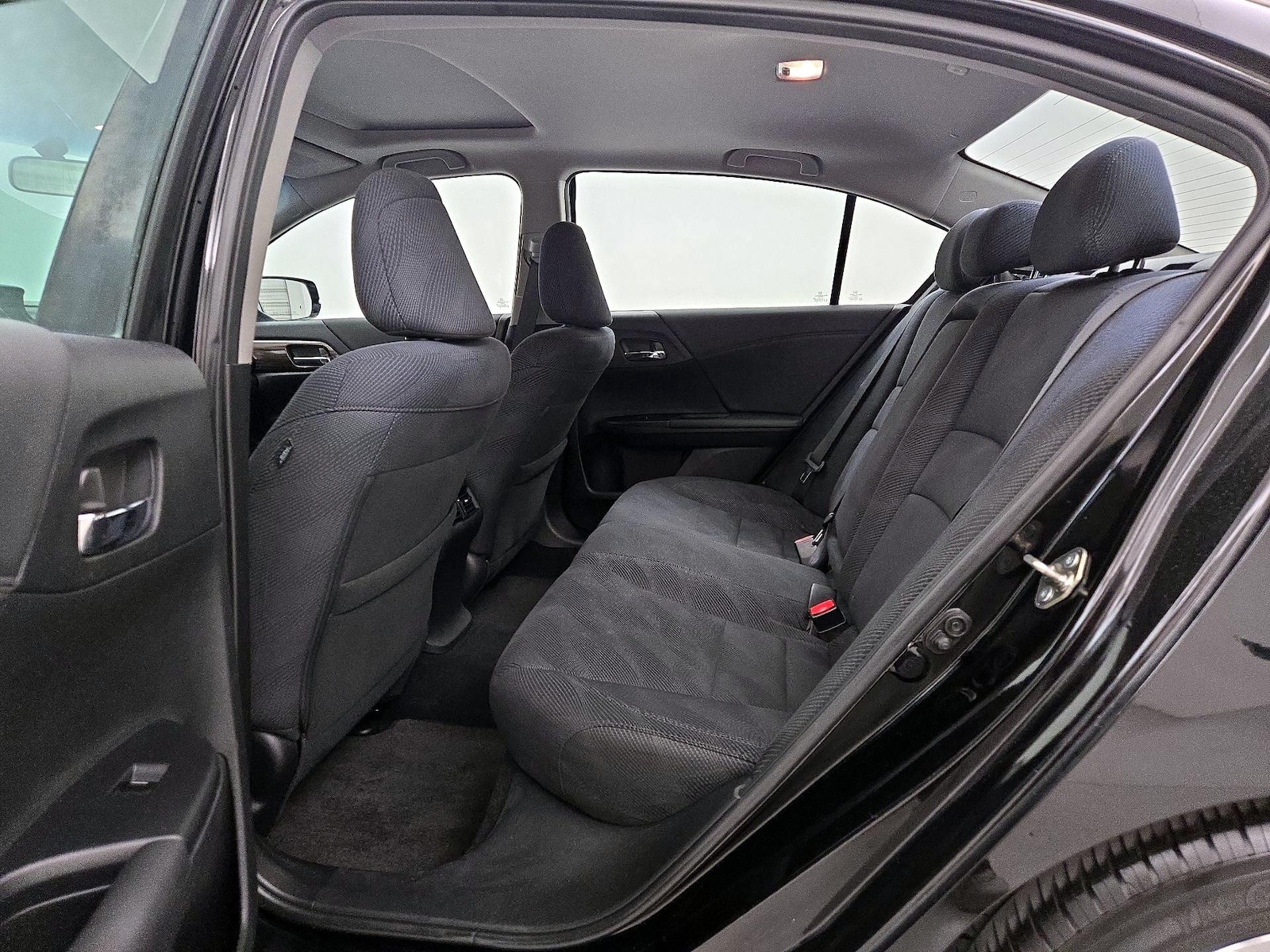 2017 Honda Accord EX - Photo 21