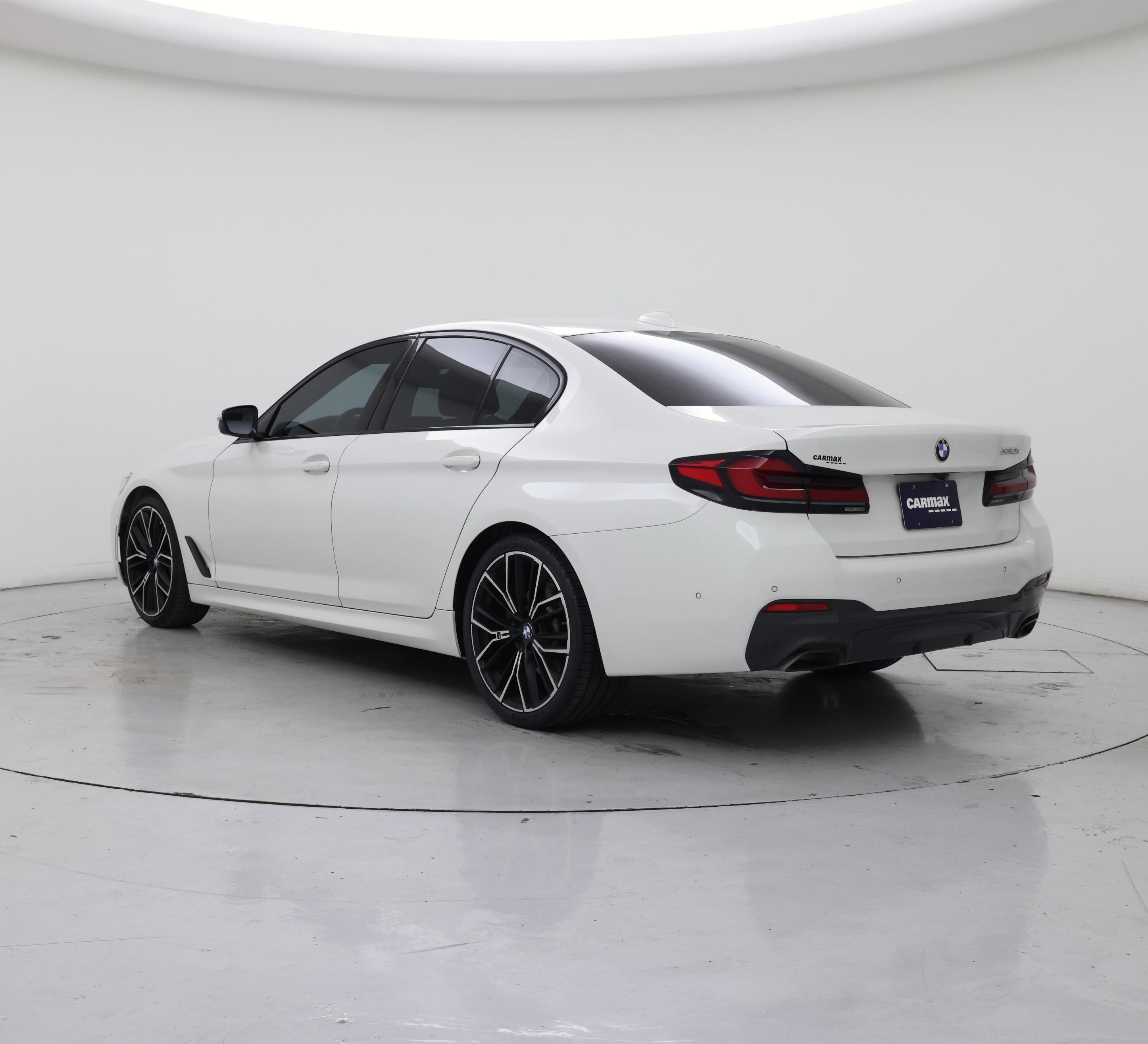 Thumbnail: 2022 BMW 5 Series - 2