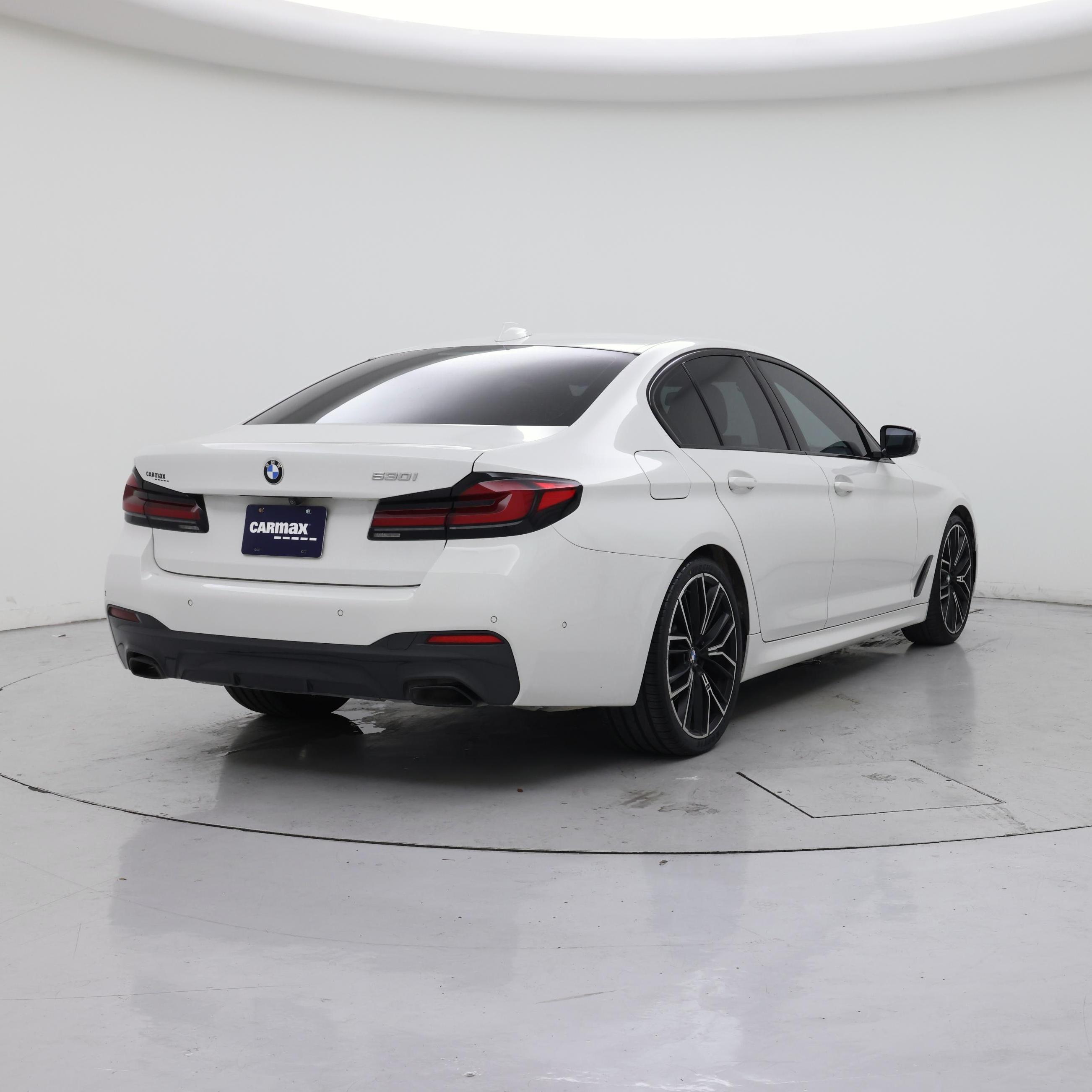 Thumbnail: 2022 BMW 5 Series - 8