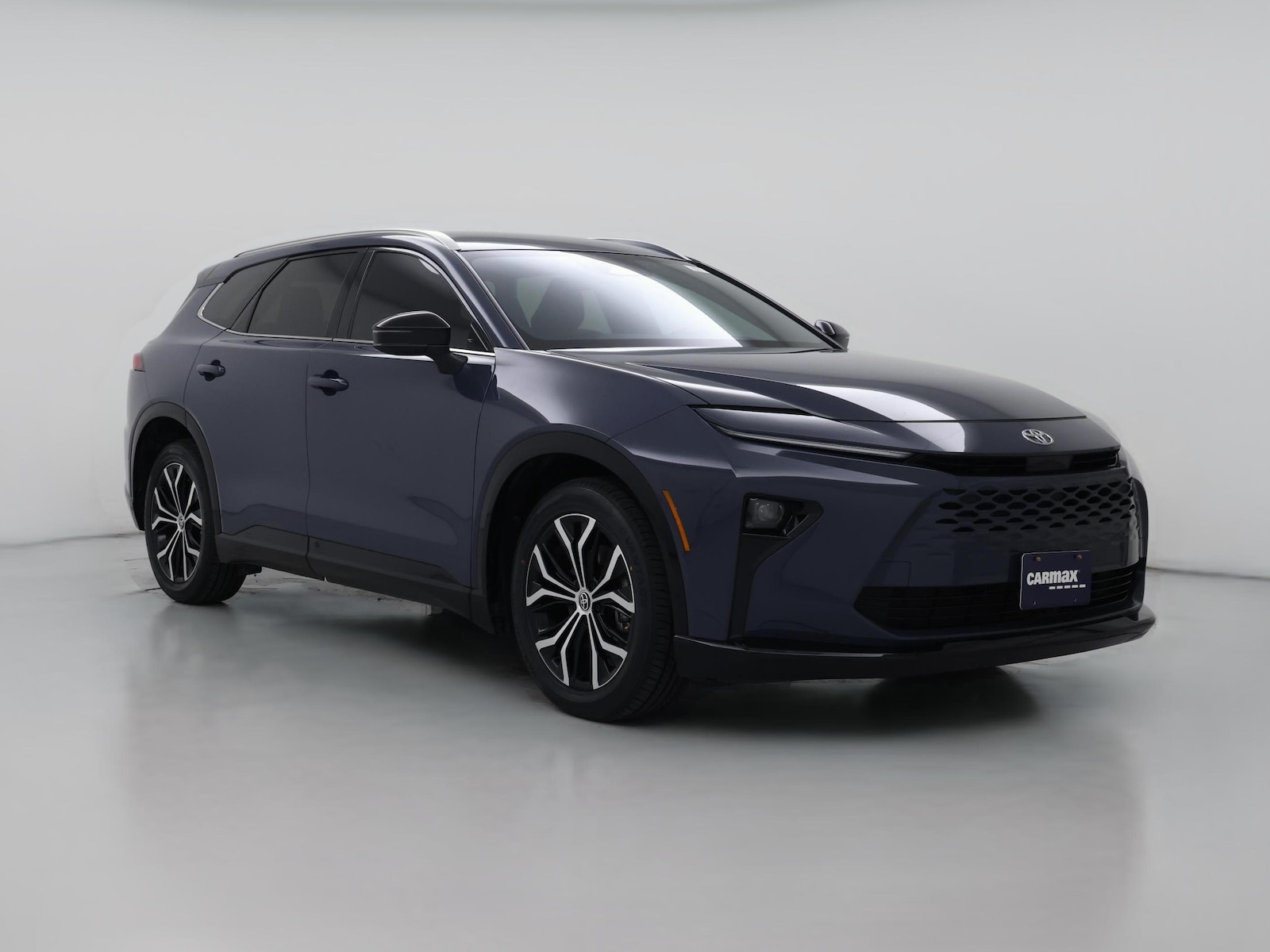 2025 Toyota Crown Signia XLE