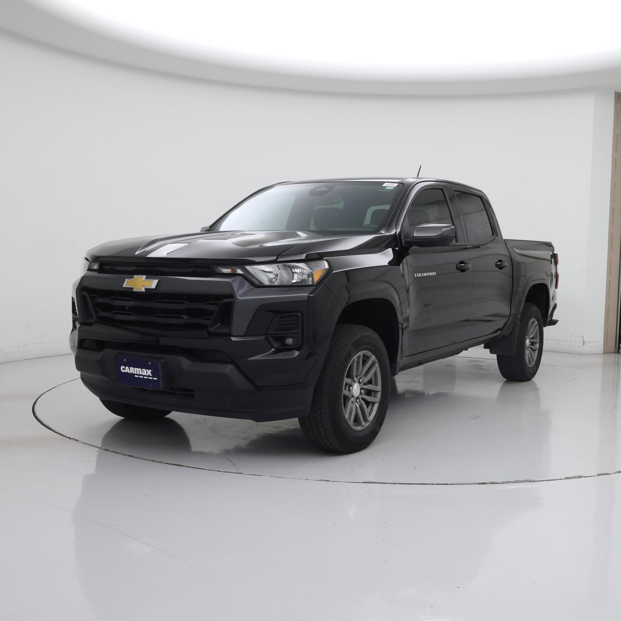 Thumbnail: 2024 Chevrolet Colorado - 4