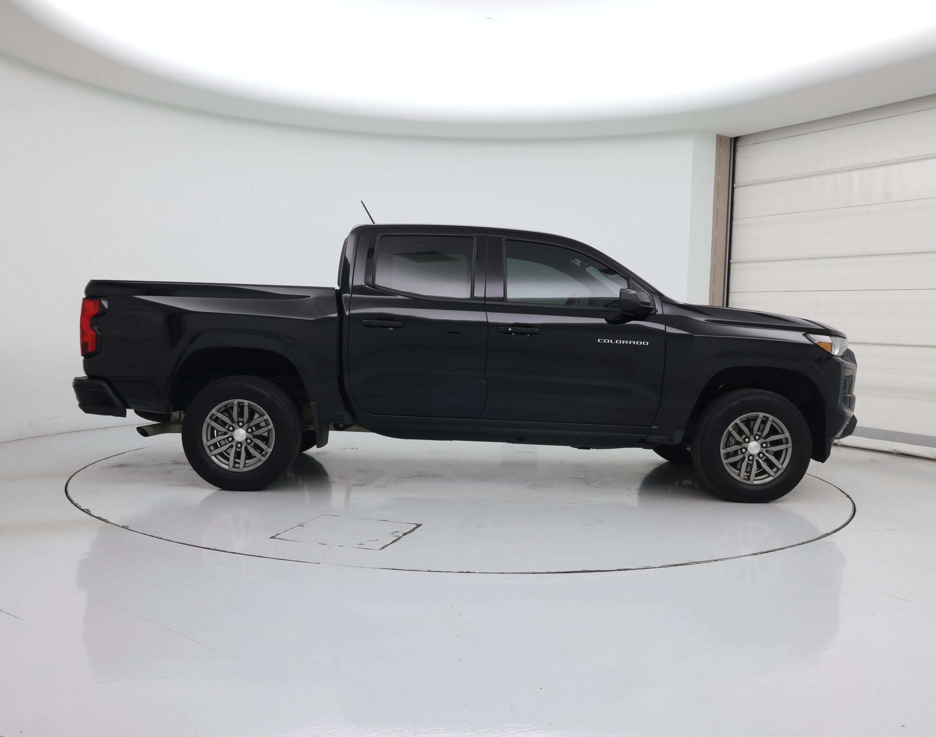 Thumbnail: 2024 Chevrolet Colorado - 7