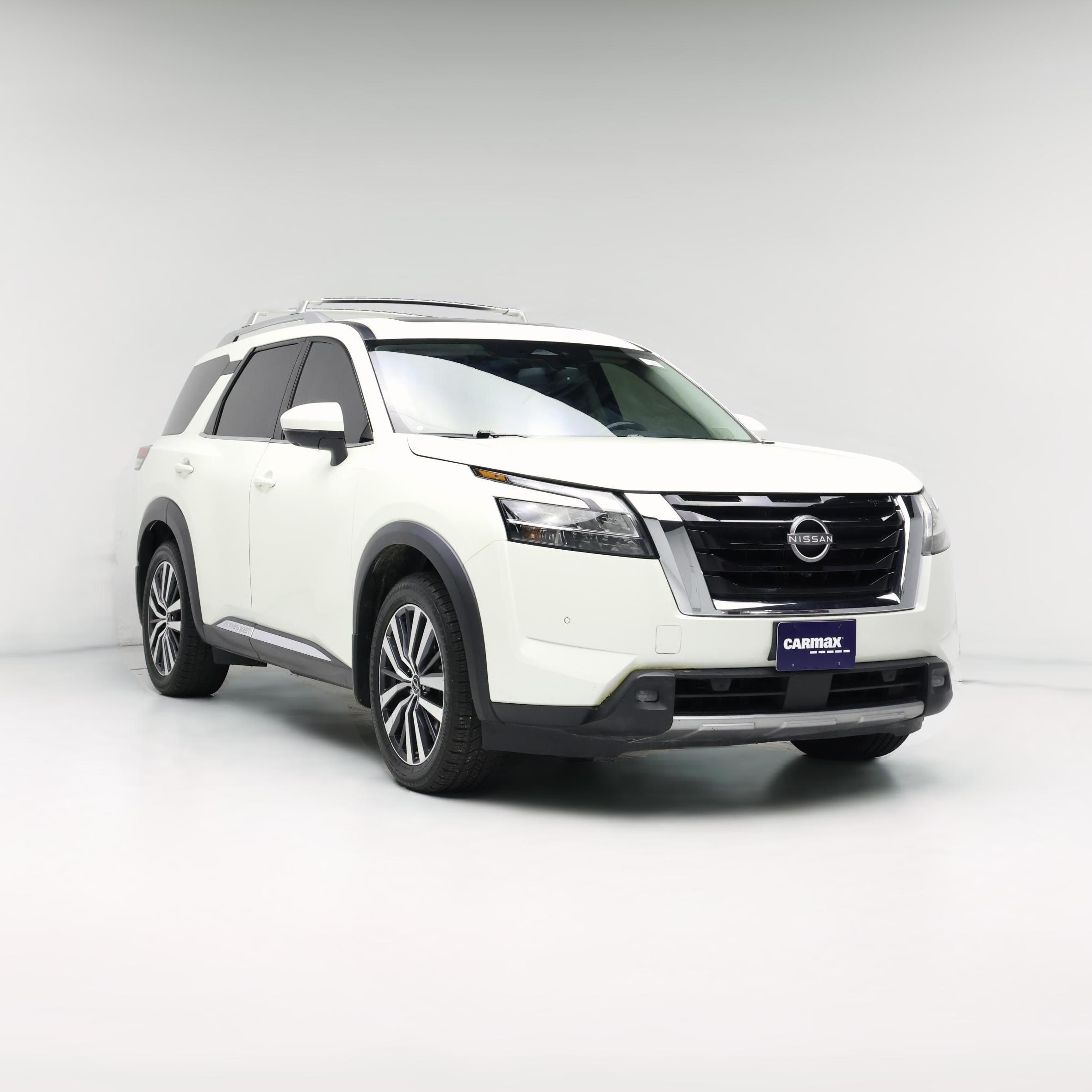 Thumbnail: 2022 Nissan Pathfinder - 1