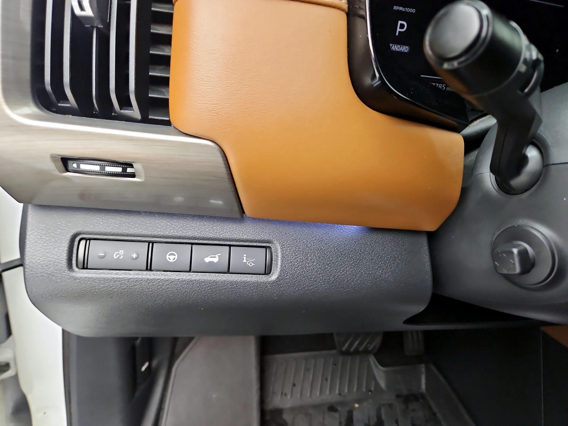 Thumbnail: 2022 Nissan Pathfinder - 13