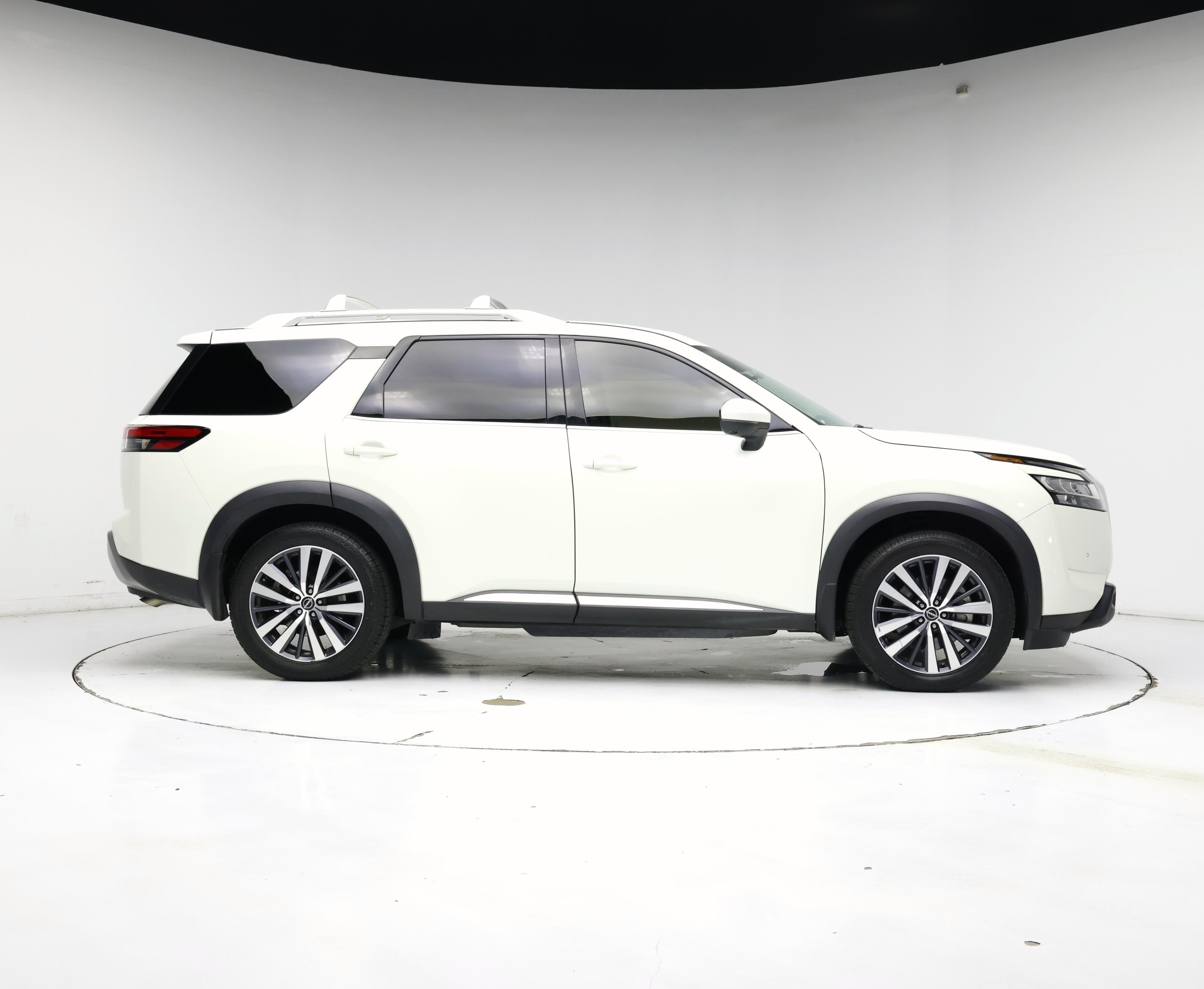 Thumbnail: 2022 Nissan Pathfinder - 7