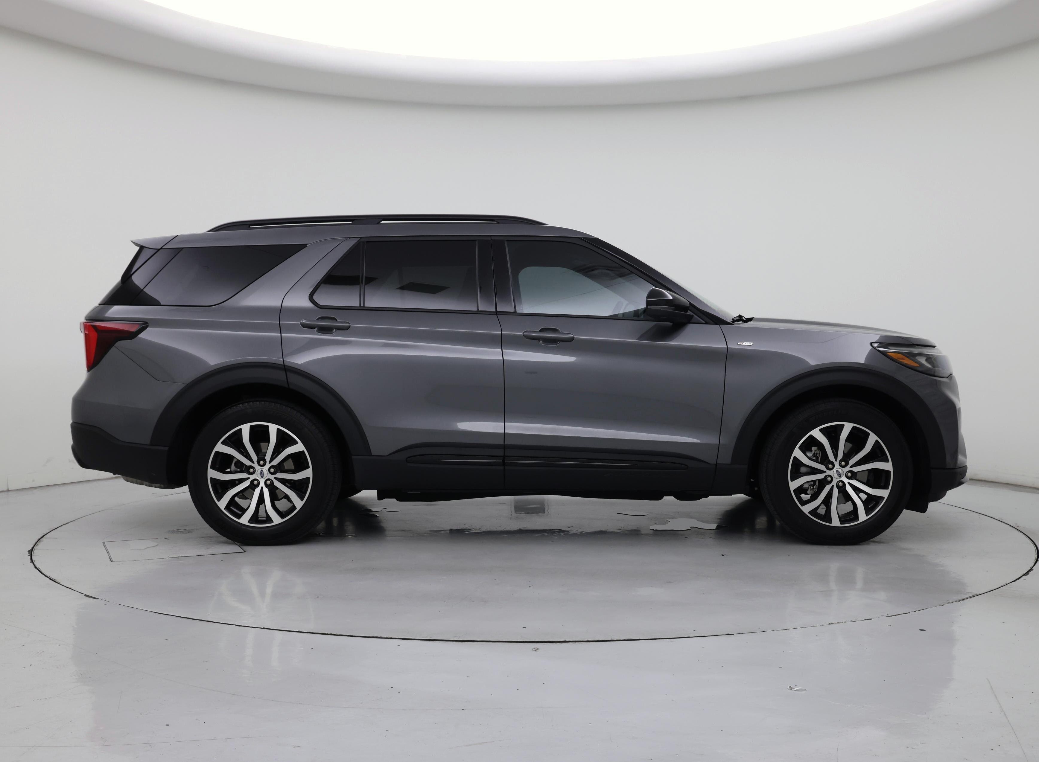 Thumbnail: 2025 Ford Explorer - 7