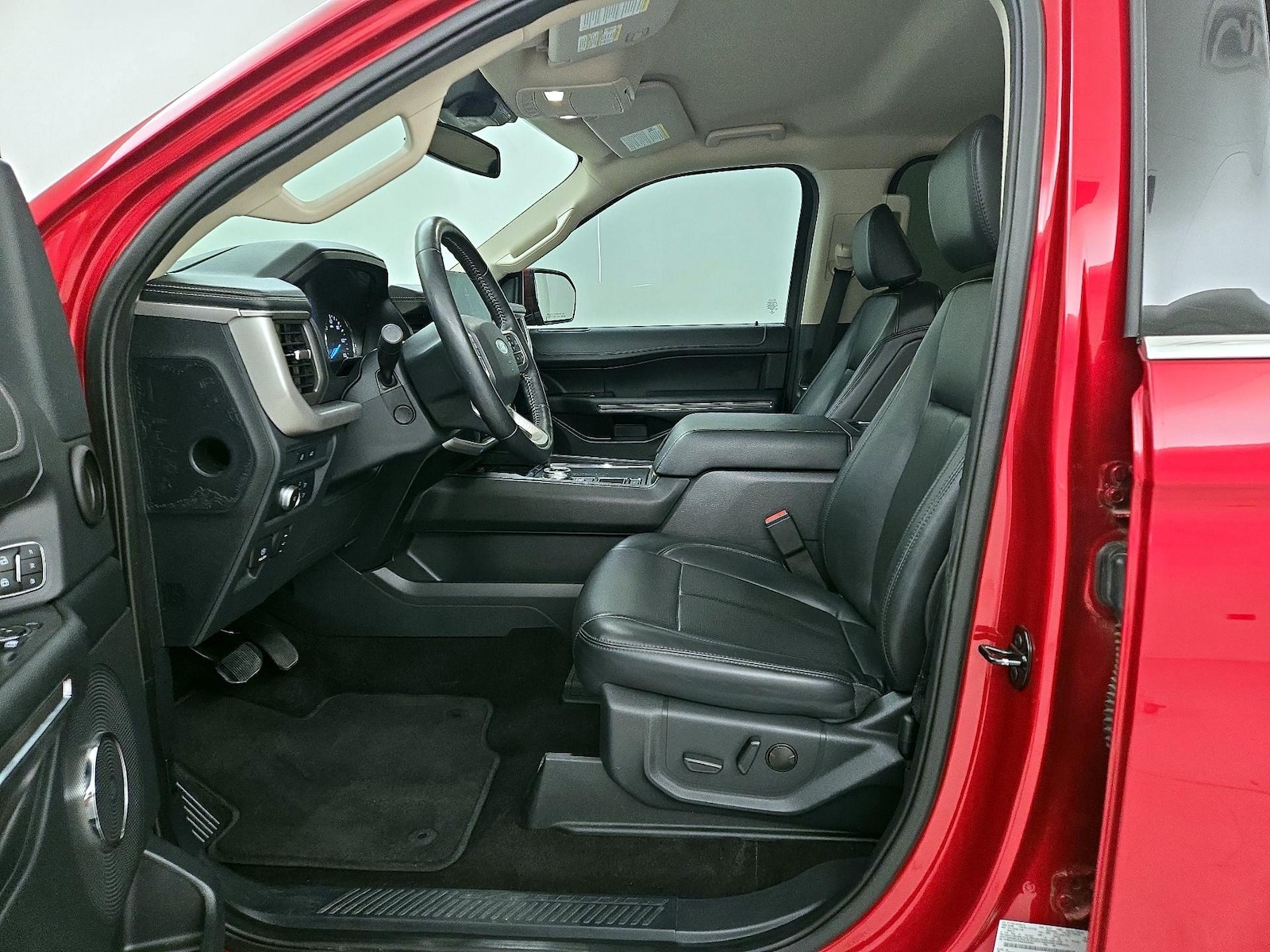 2022 Ford Expedition XLT - Photo 12