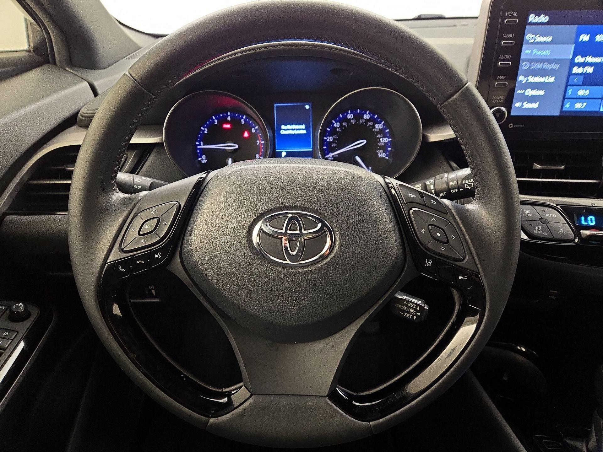 Thumbnail: 2022 Toyota C-HR - 10