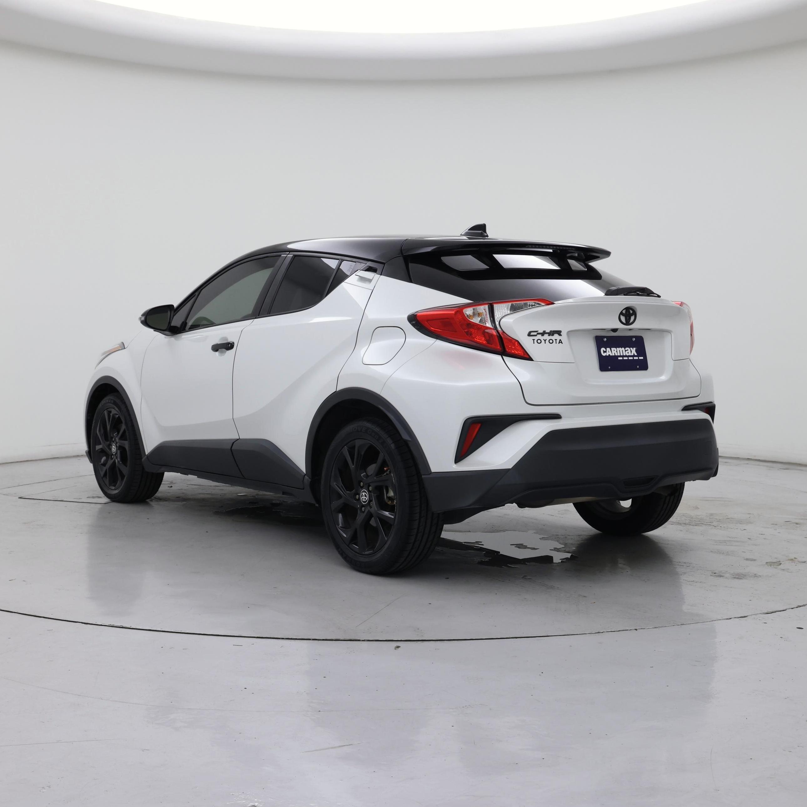 Thumbnail: 2022 Toyota C-HR - 2