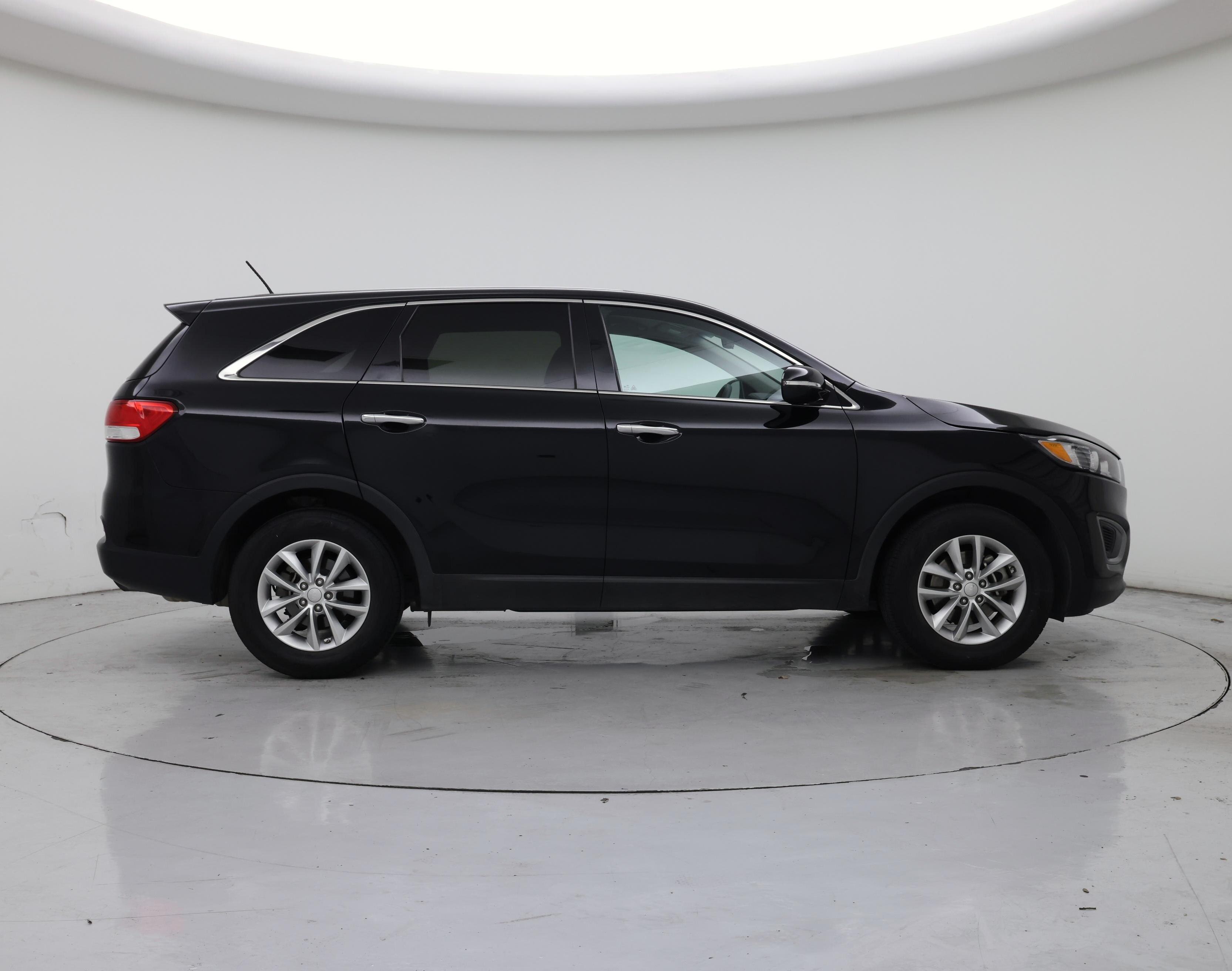 Thumbnail: 2016 Kia Sorento - 7