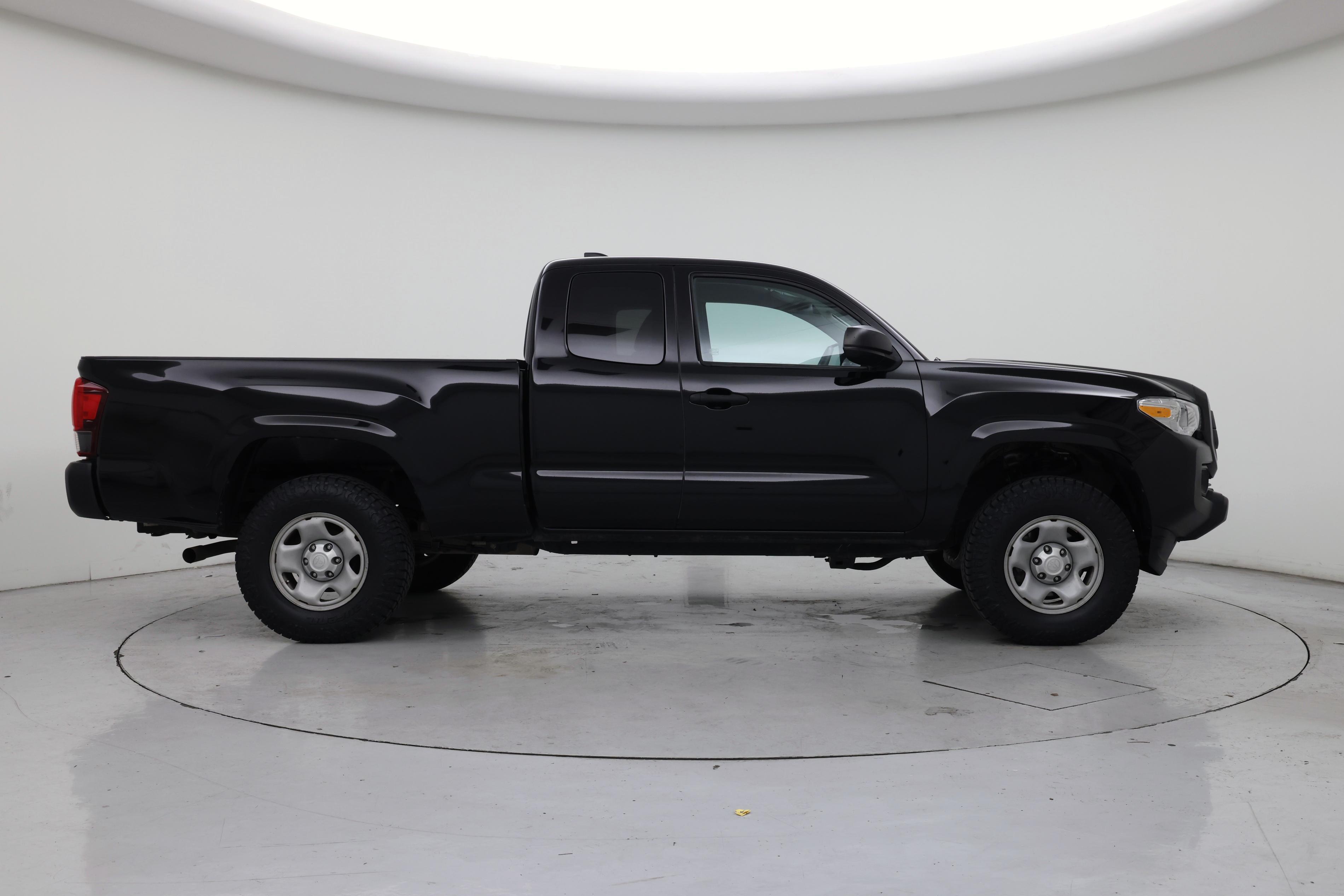 Thumbnail: 2023 Toyota Tacoma - 7
