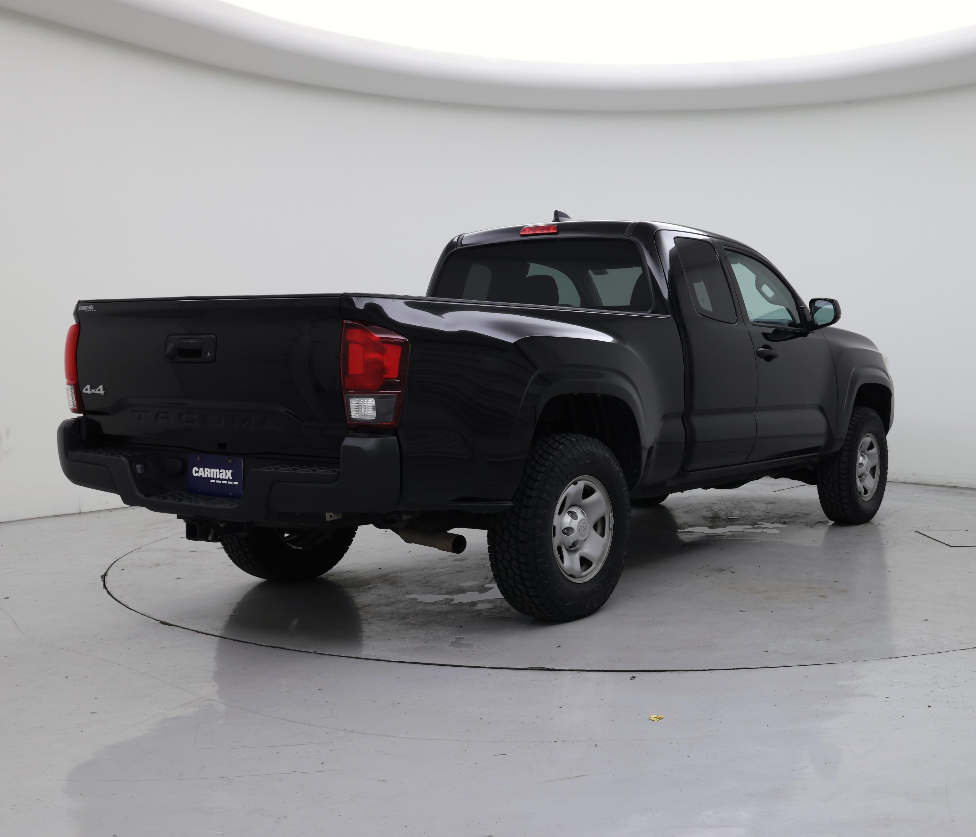 Thumbnail: 2023 Toyota Tacoma - 8