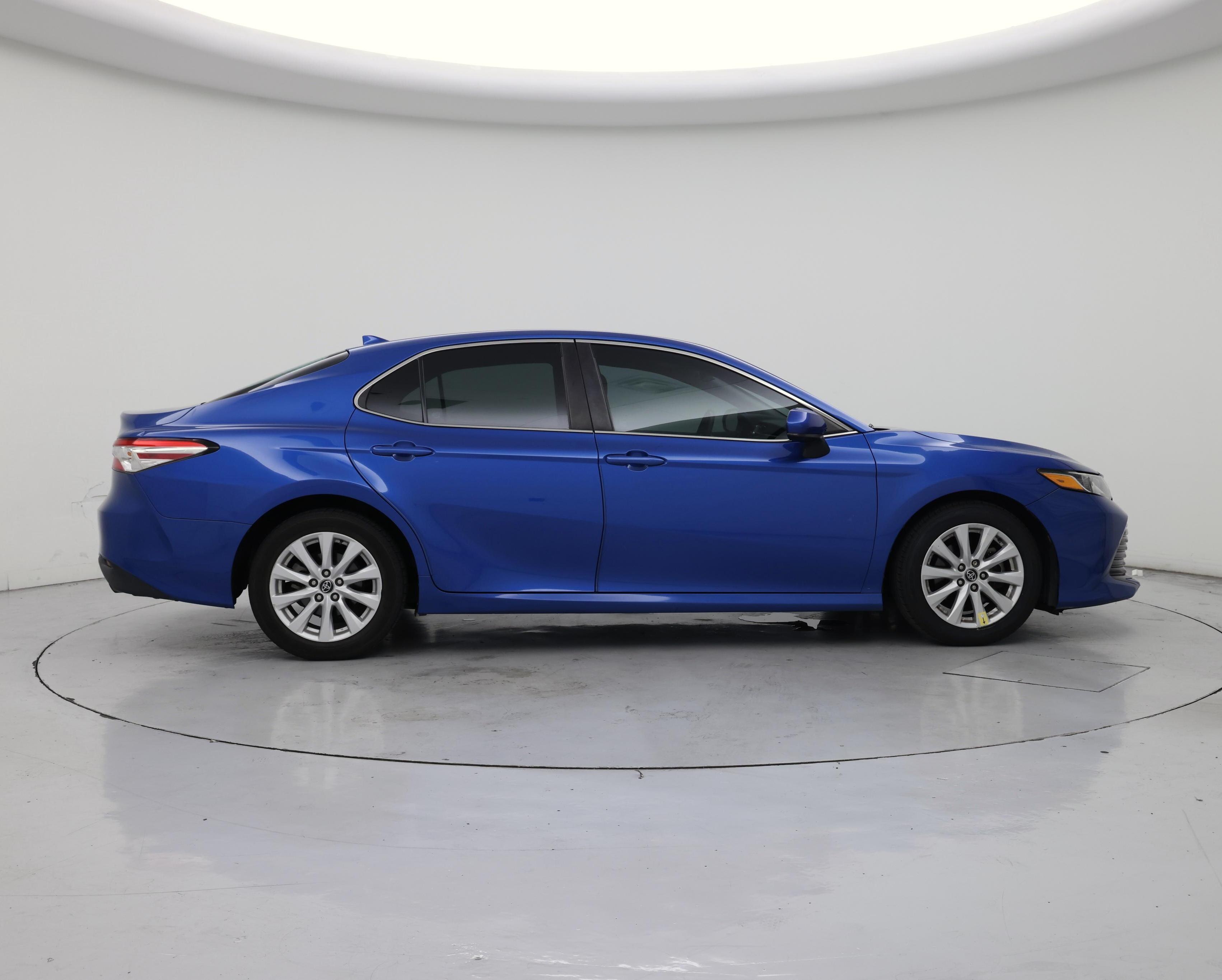 Thumbnail: 2020 Toyota Camry - 7