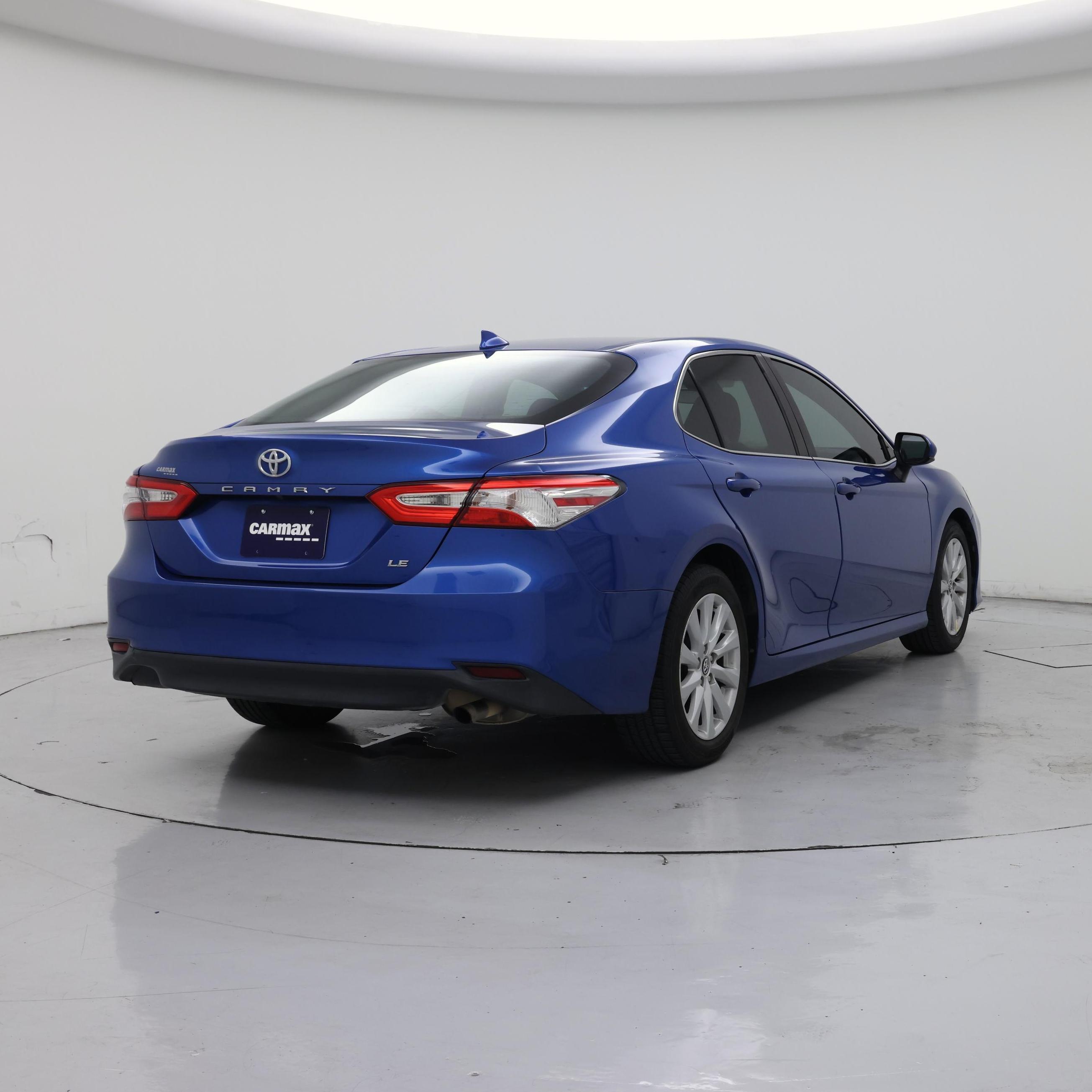Thumbnail: 2020 Toyota Camry - 8