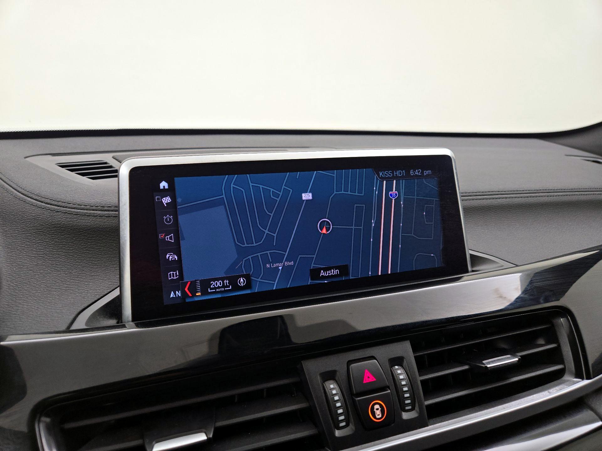 Thumbnail: 2022 BMW X1 - 14