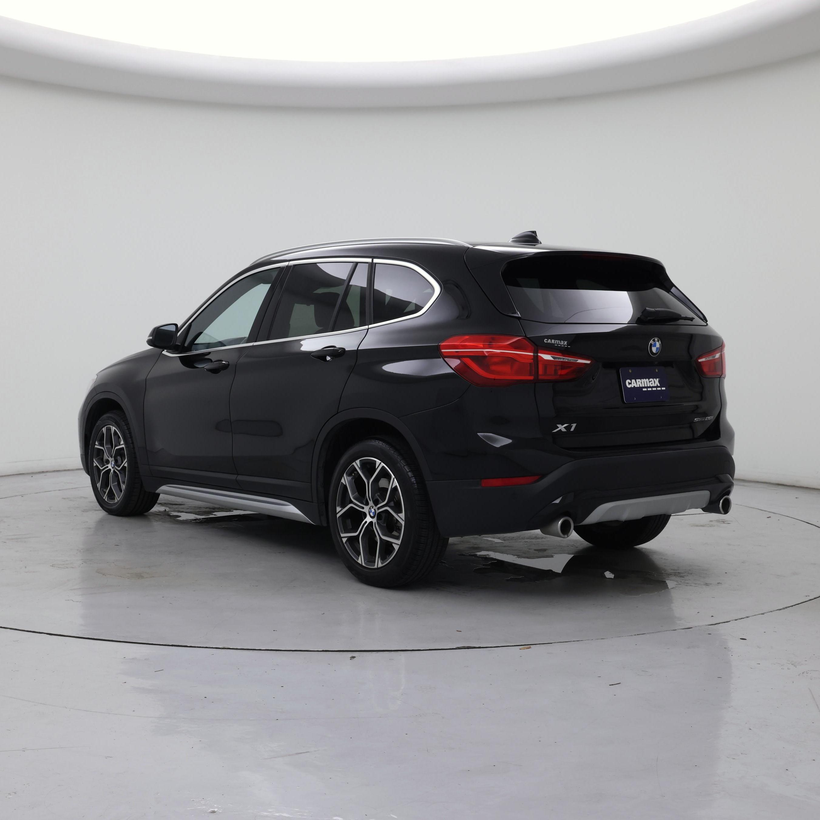 Thumbnail: 2022 BMW X1 - 2