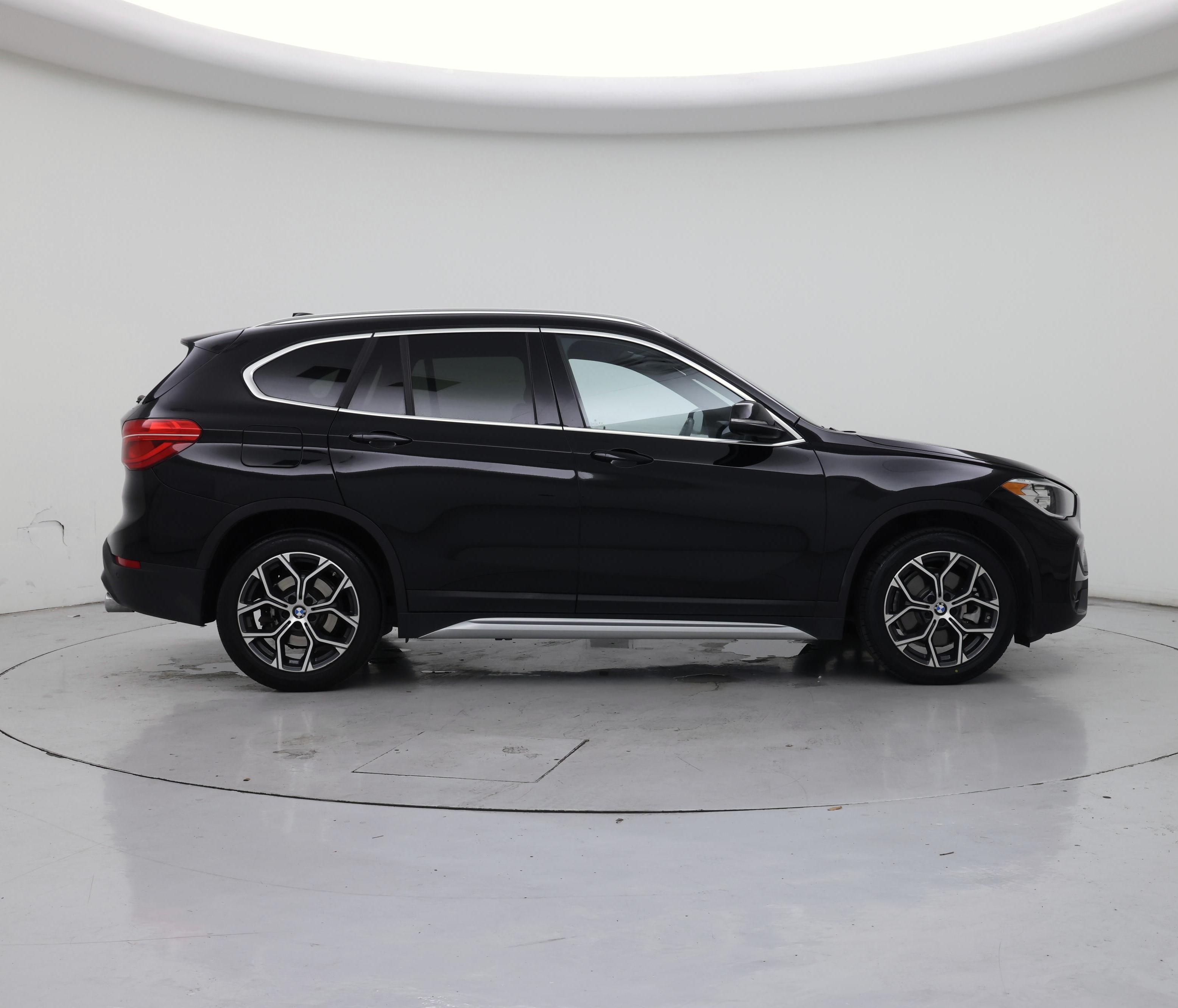 Thumbnail: 2022 BMW X1 - 7