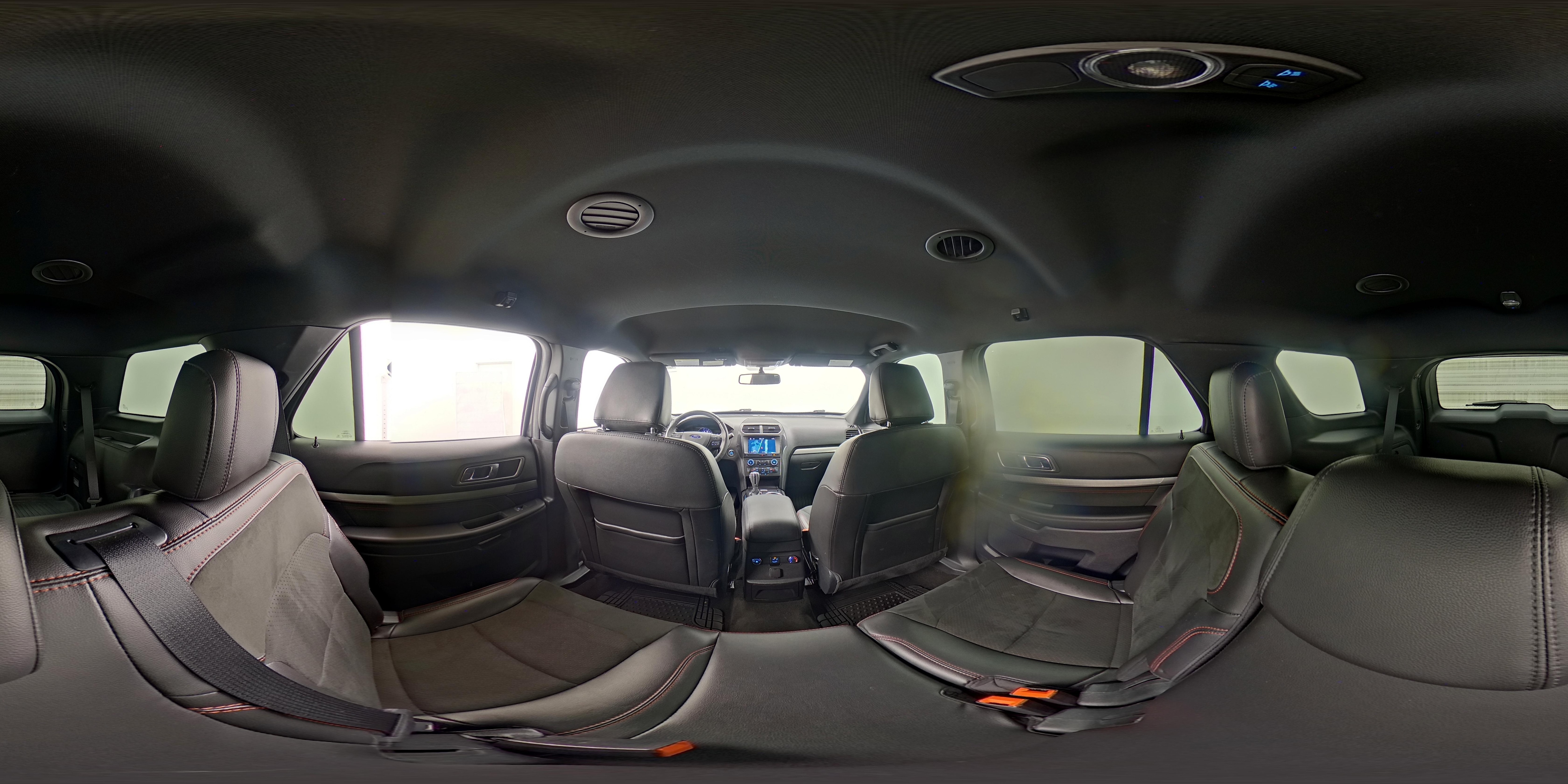 2018 Ford Explorer XLT - Photo 26