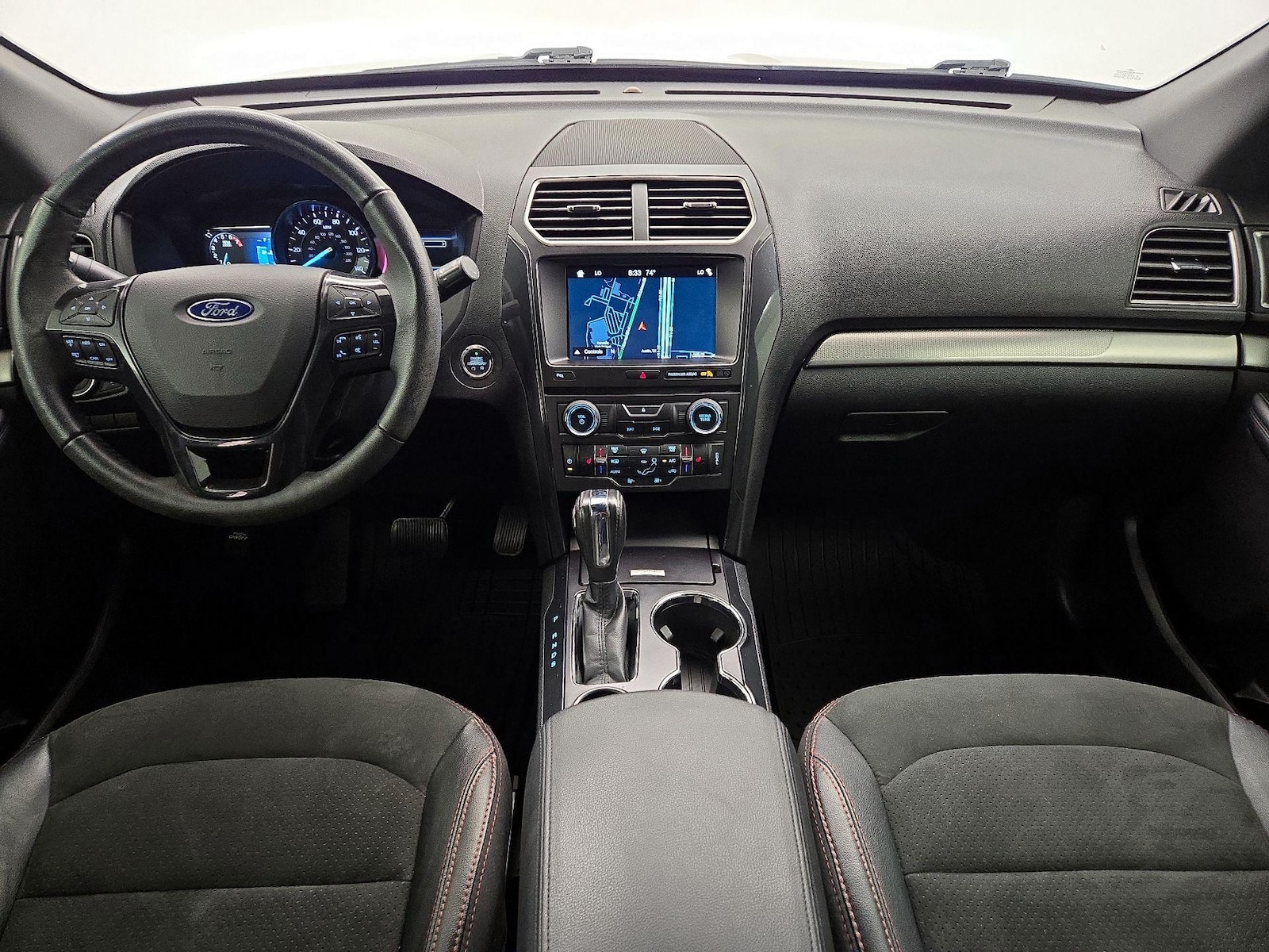 2018 Ford Explorer XLT - Photo 10