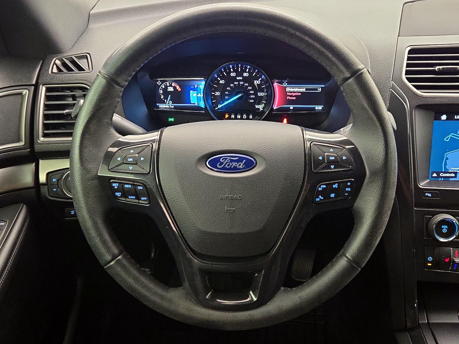 2018 Ford Explorer XLT - Photo 11