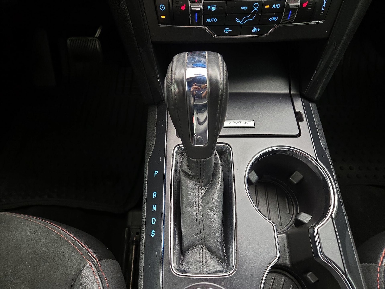 2018 Ford Explorer XLT - Photo 19