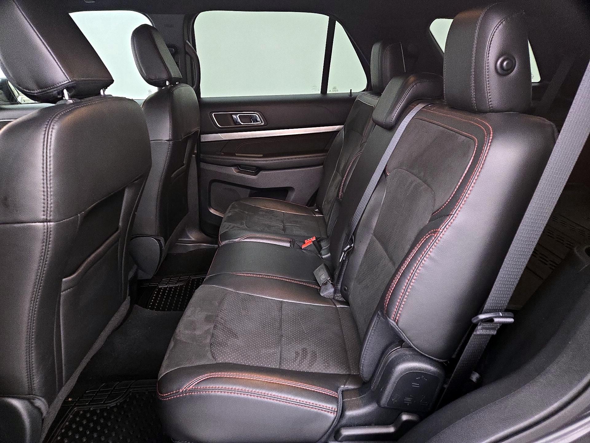 Thumbnail: 2018 Ford Explorer - 20
