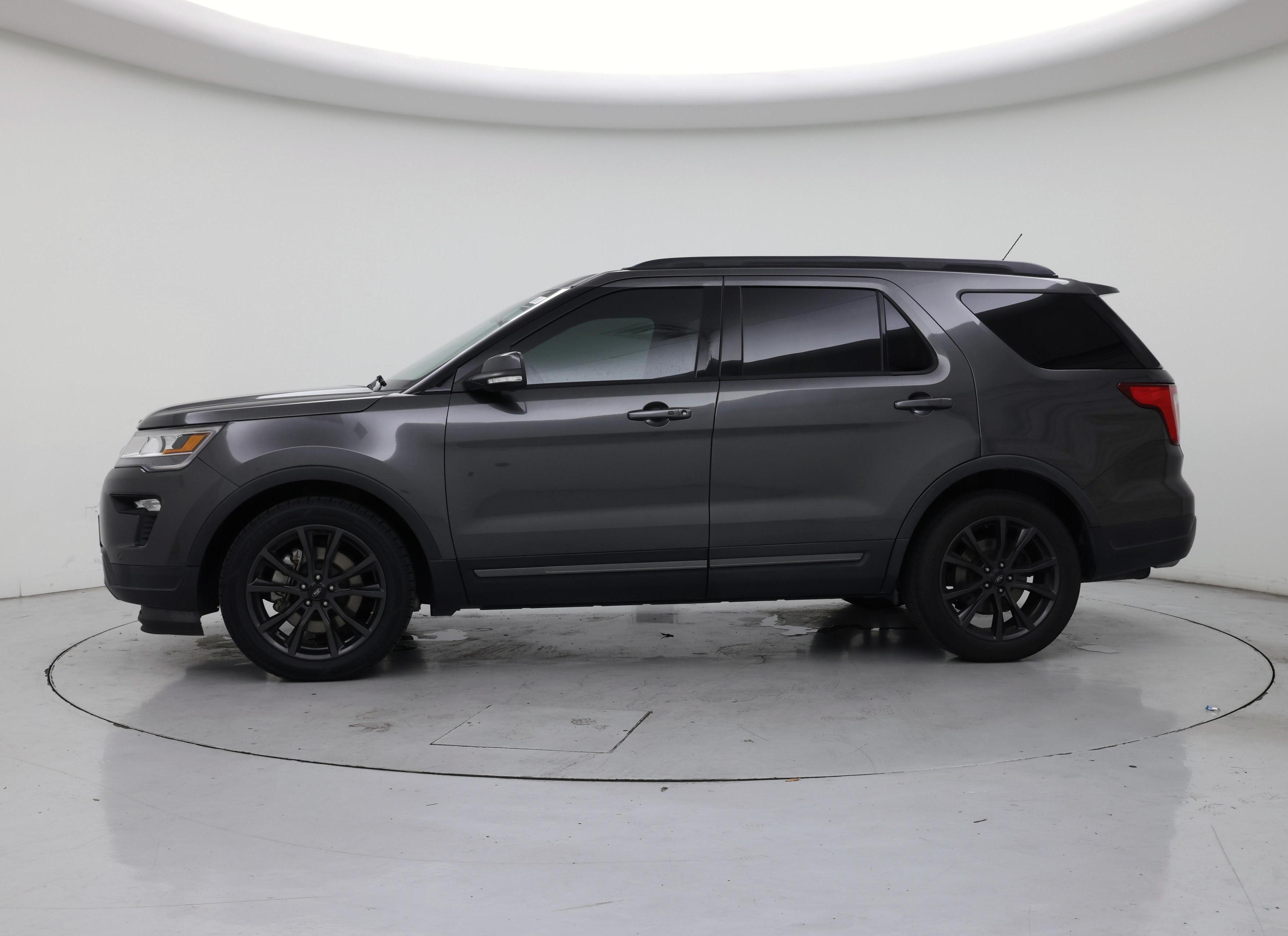 Thumbnail: 2018 Ford Explorer - 3