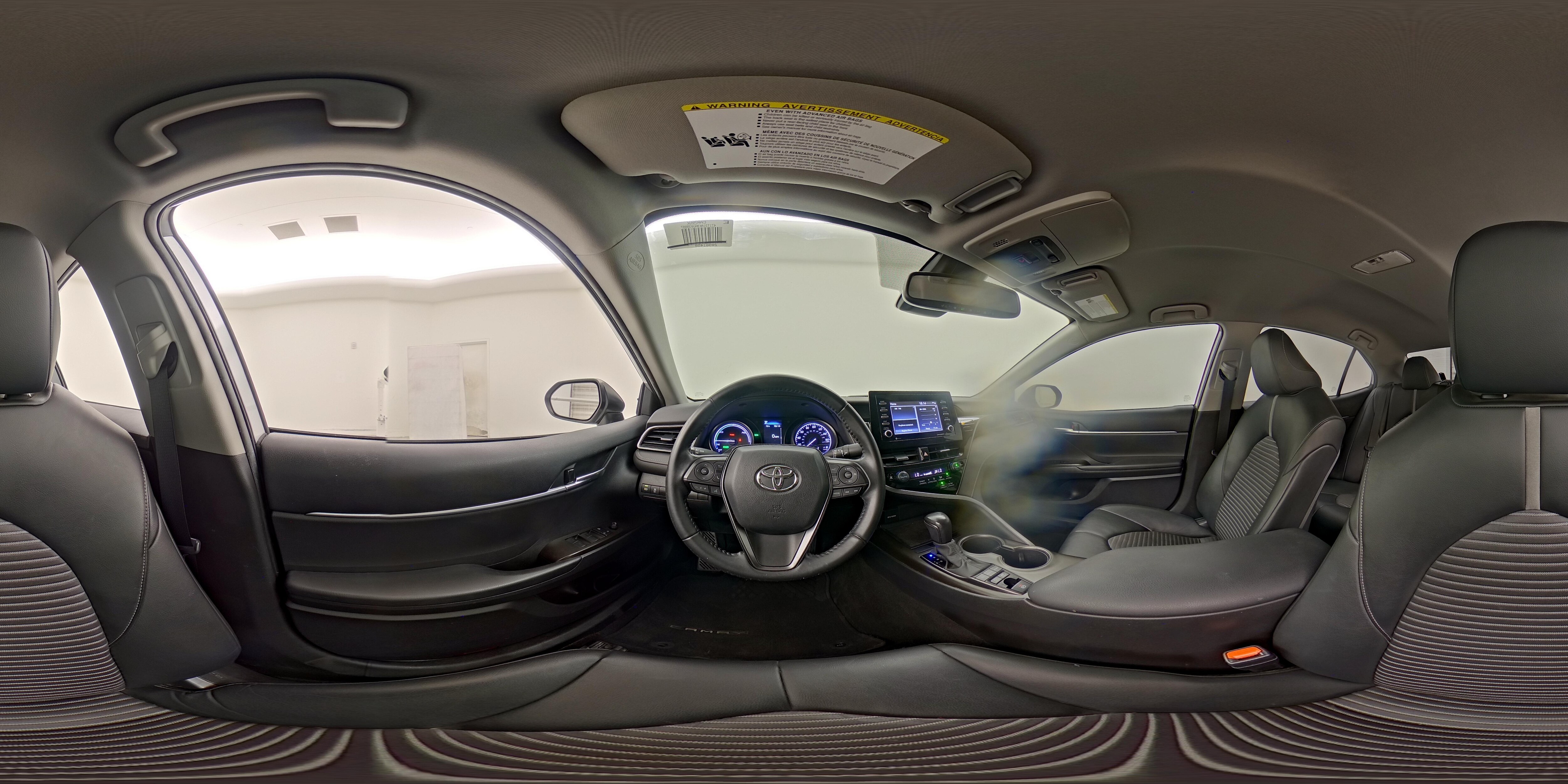 2022 Toyota Camry SE - Photo 26