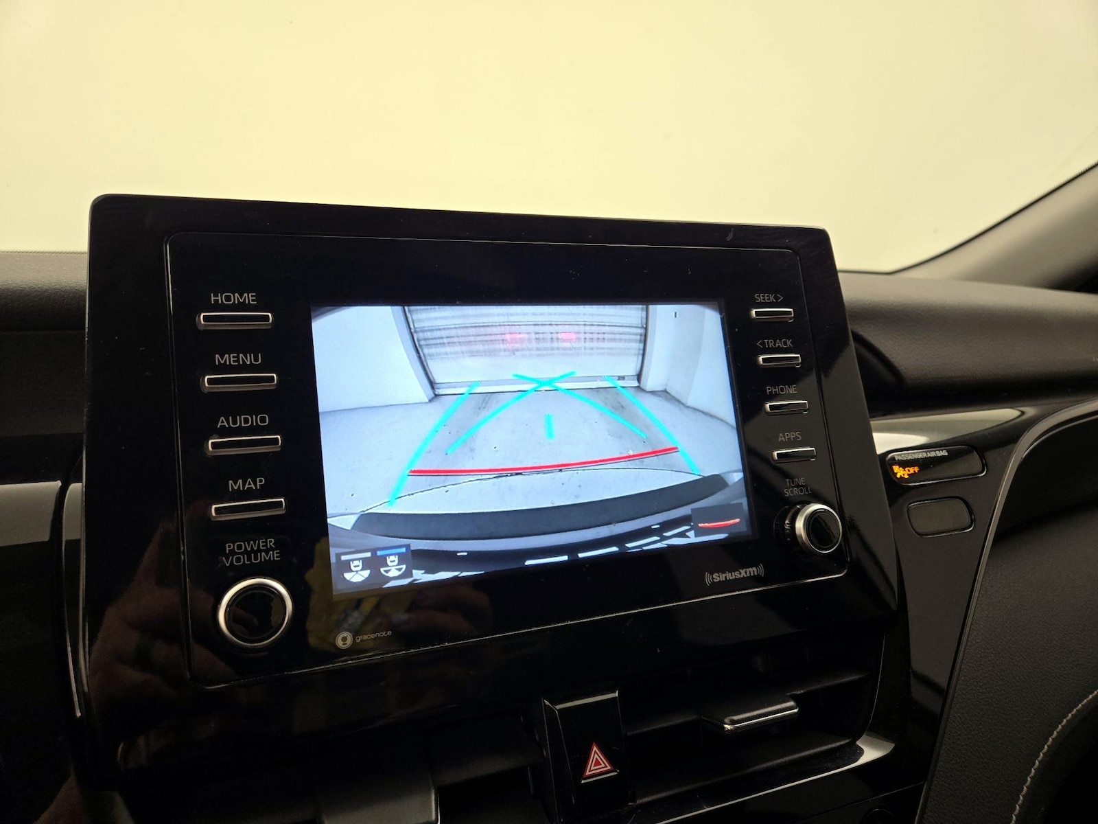 2022 Toyota Camry SE - Photo 15