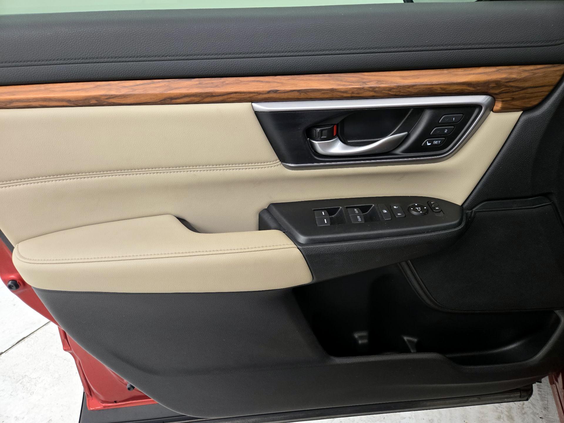 Thumbnail: 2018 Honda CR-V - 12