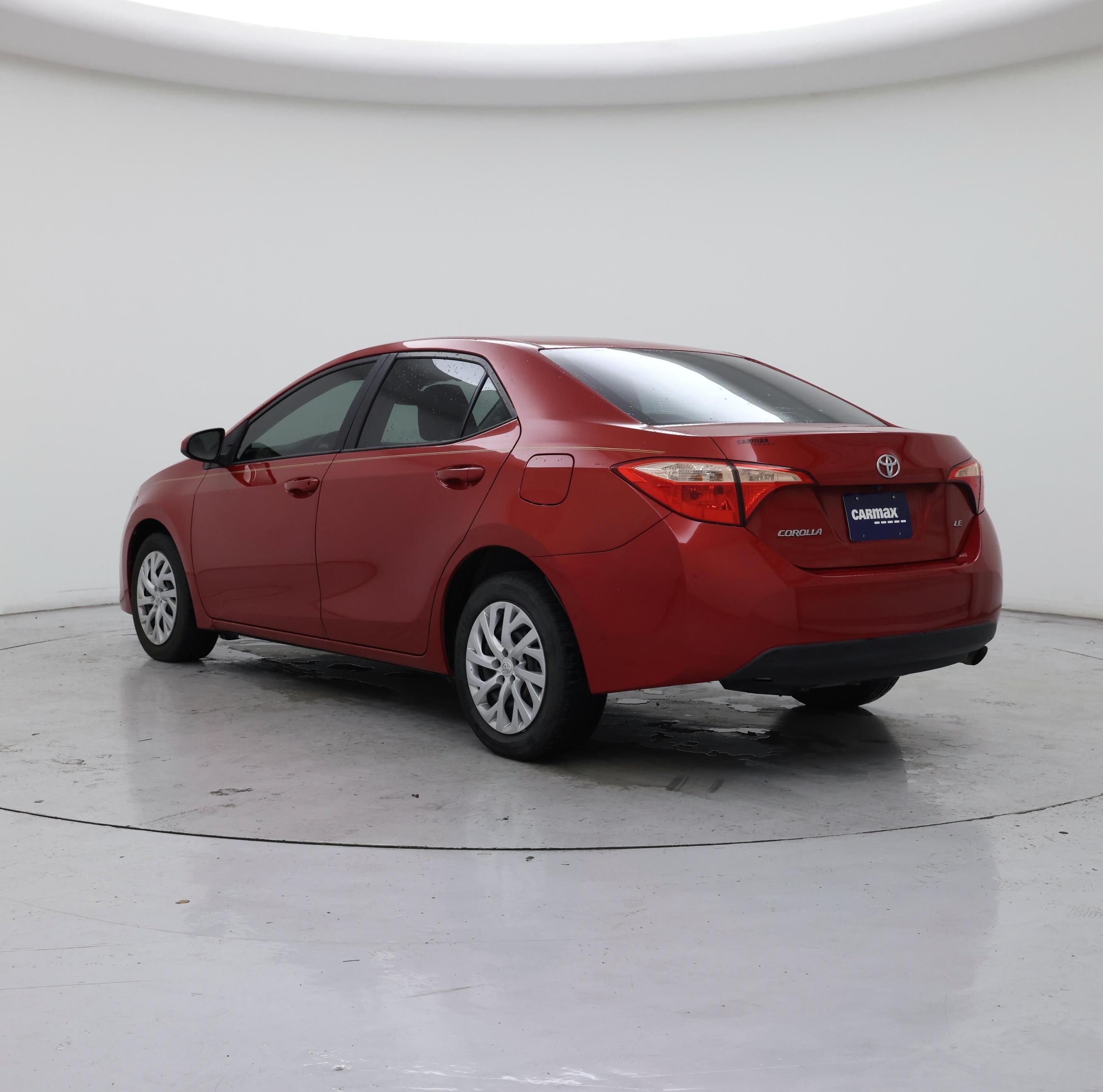 Thumbnail: 2018 Toyota Corolla - 2