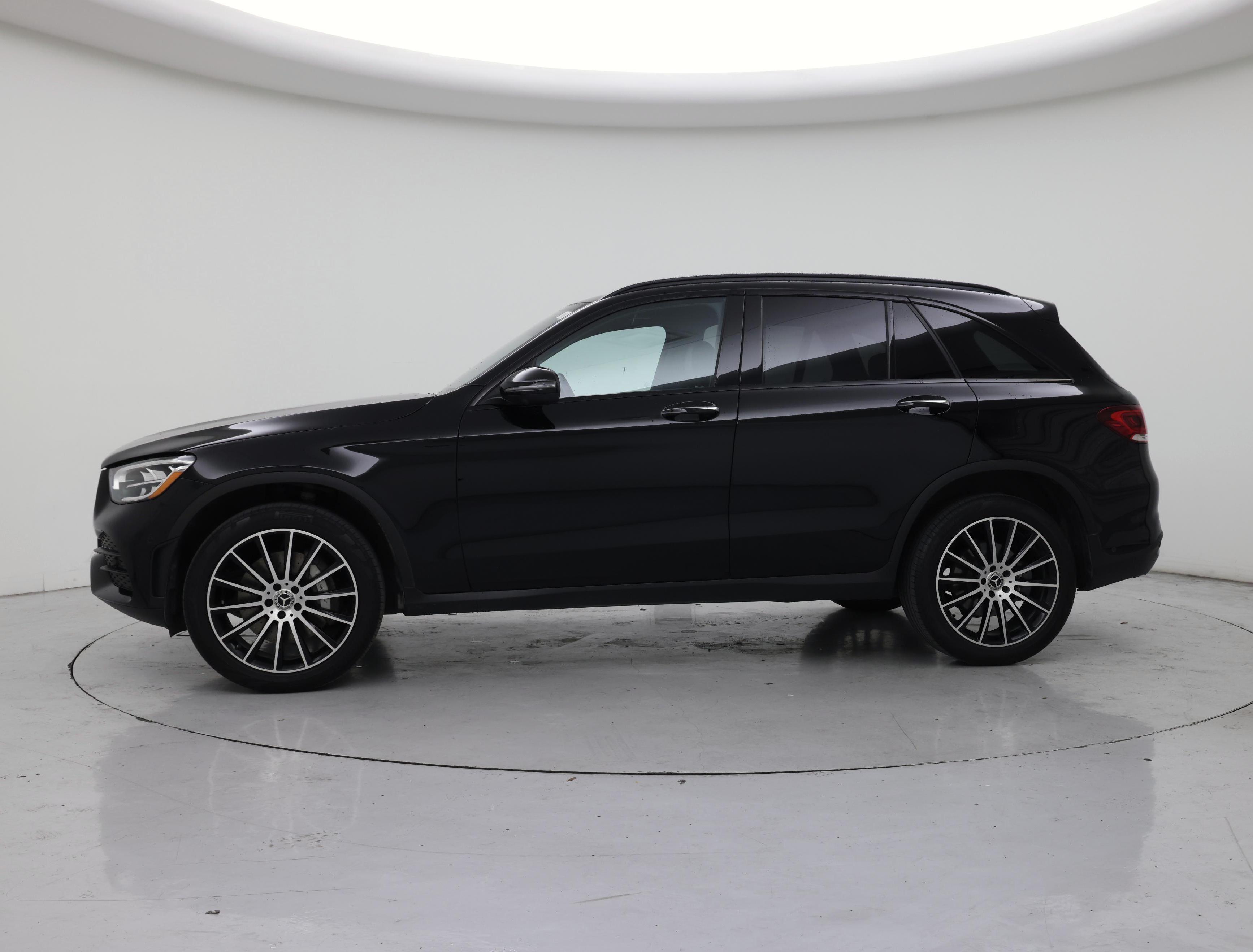Thumbnail: 2022 Mercedes-Benz GLC - 3