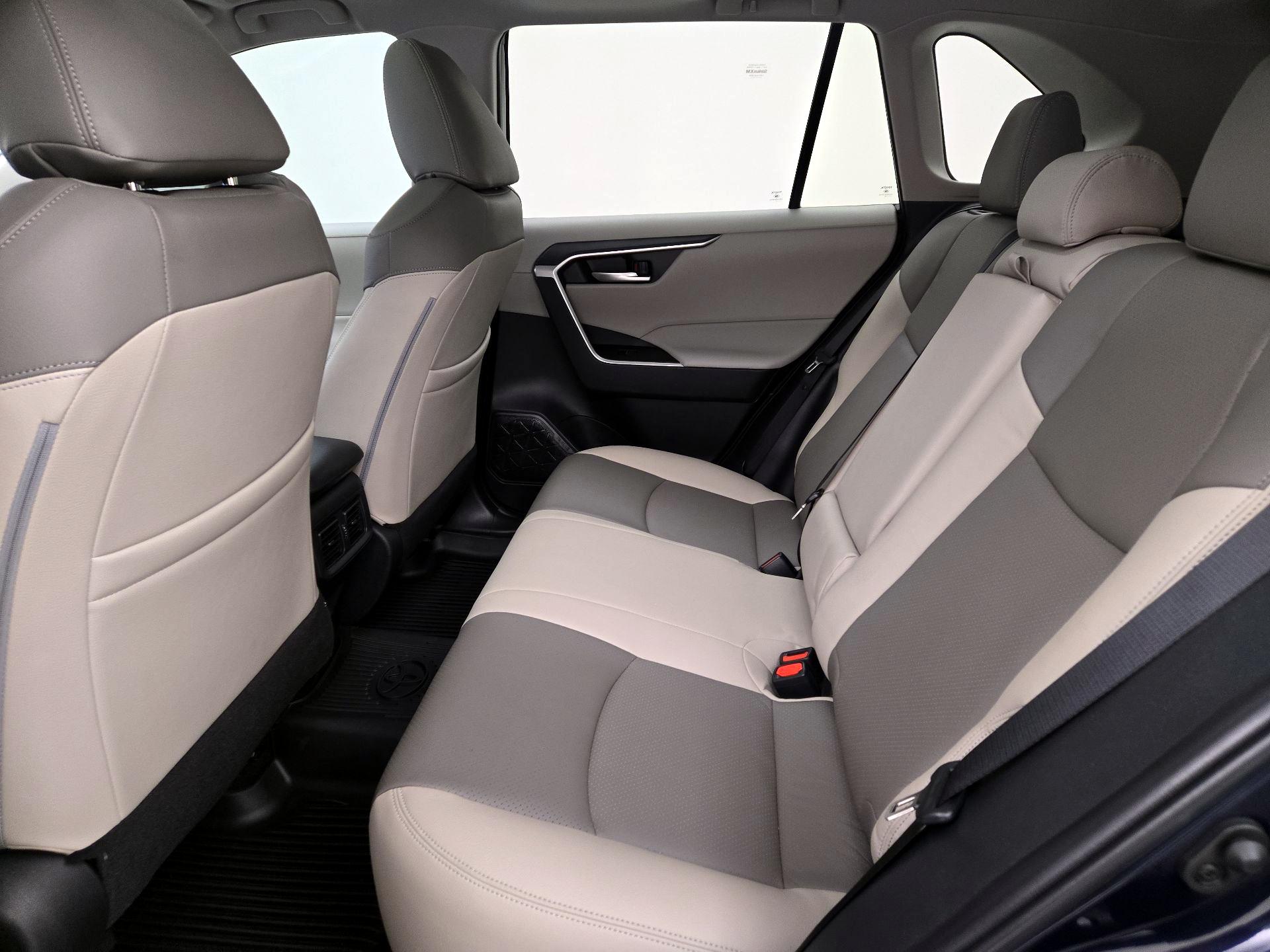 Thumbnail: 2025 Toyota RAV4 - 20